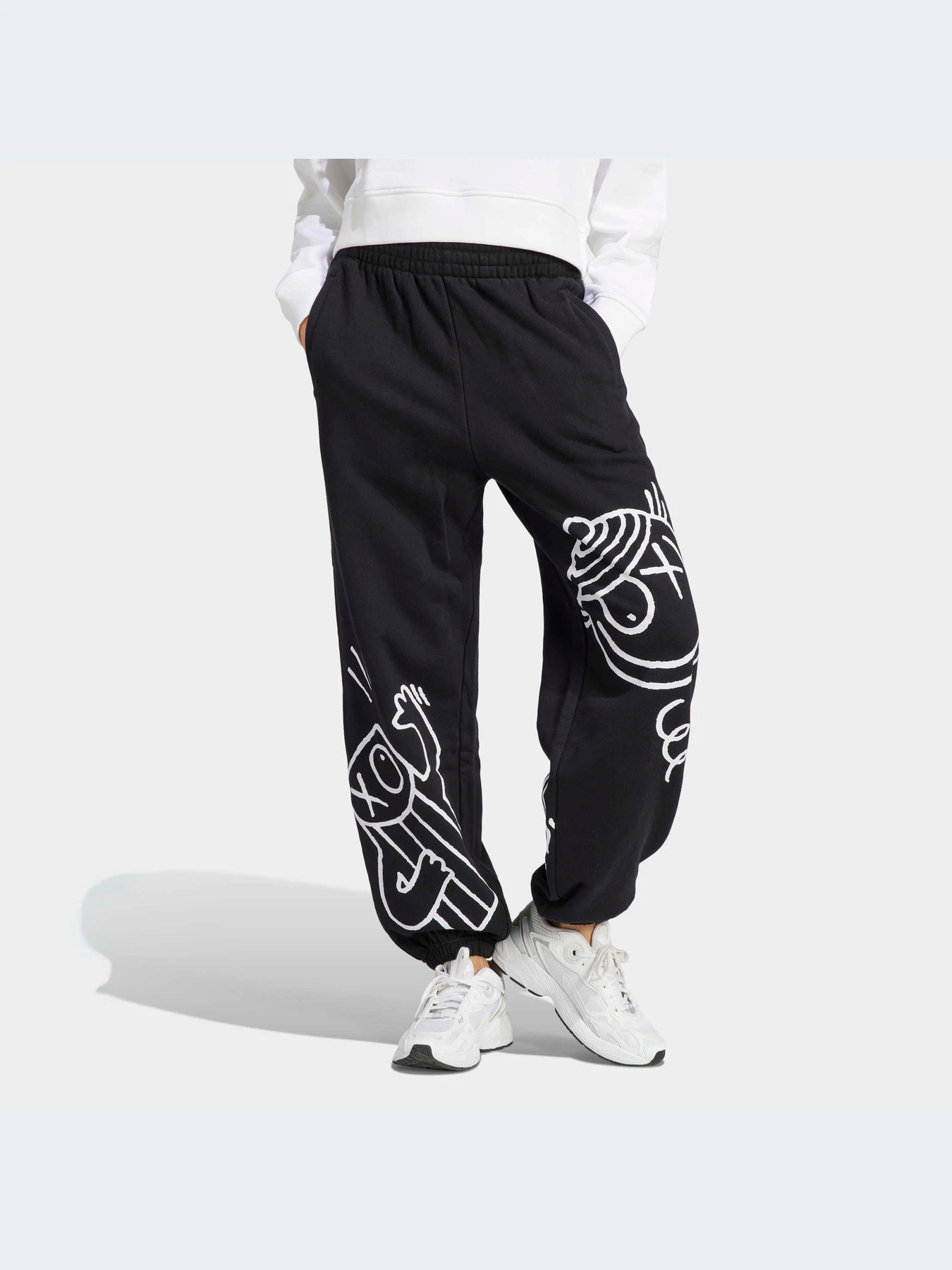 Брюки Adidas Graphics модель HY4265 Брюки Adidas Graphics модель HY4265 Фото