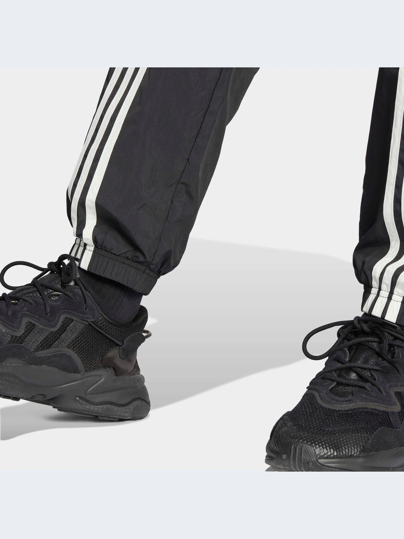 Брюки Adidas модель HZ0701 Фото