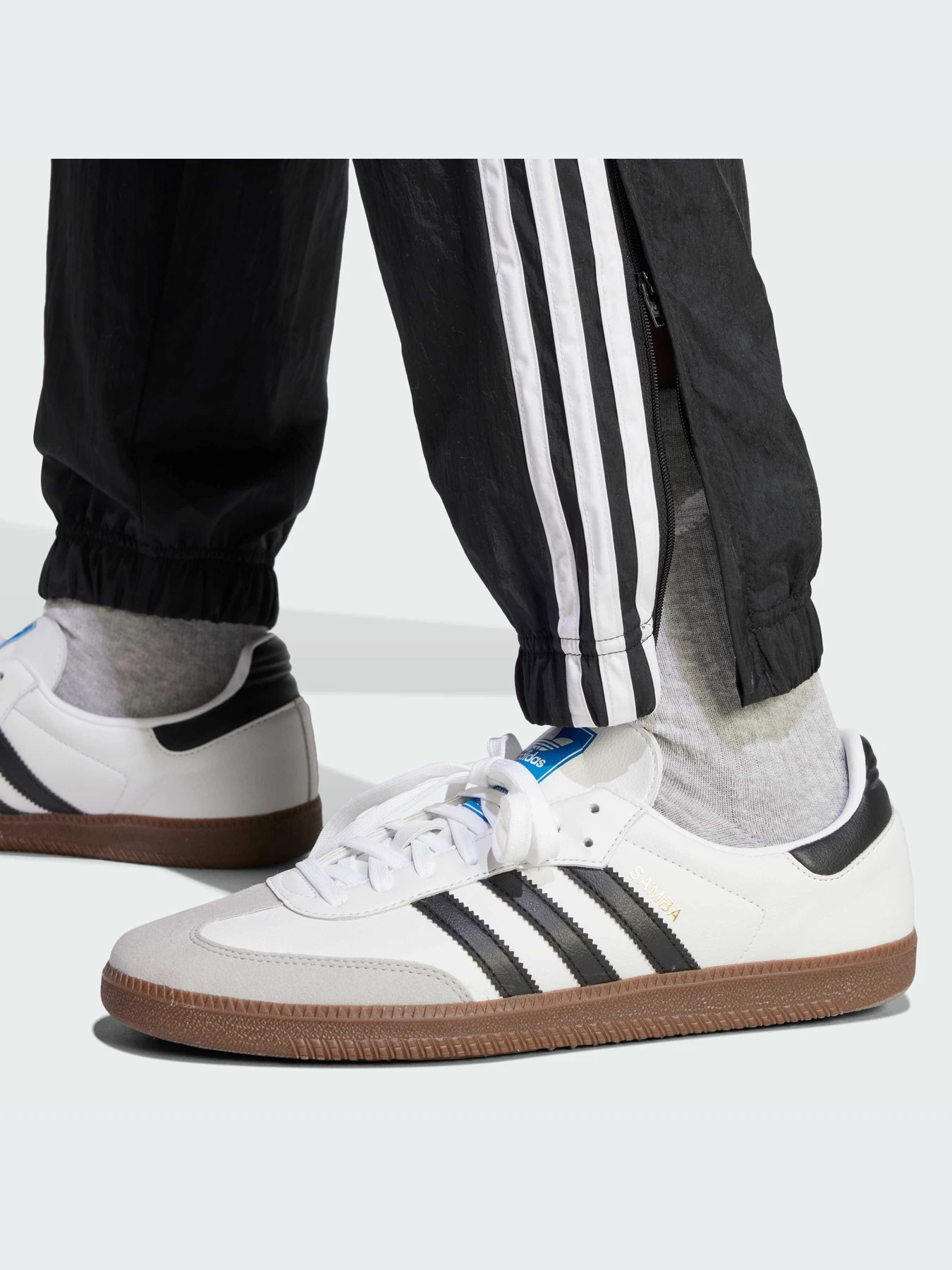 Брюки Adidas модель IL2462 Брюки Adidas модель IL2462 Фото