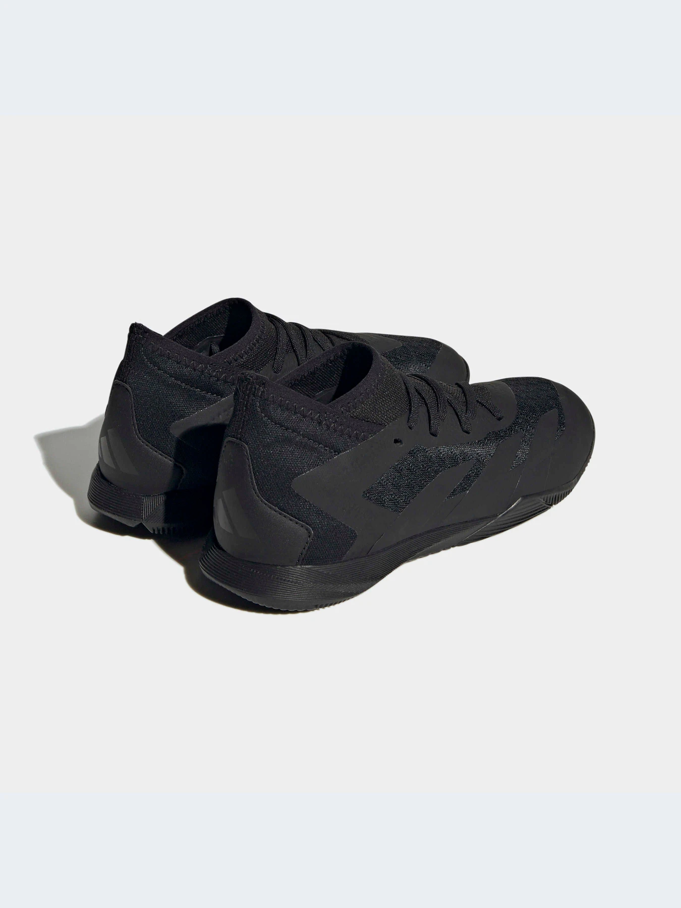 Кросівки Adidas Predator модель GW7077 Кросівки Adidas Predator модель GW7077 Фото