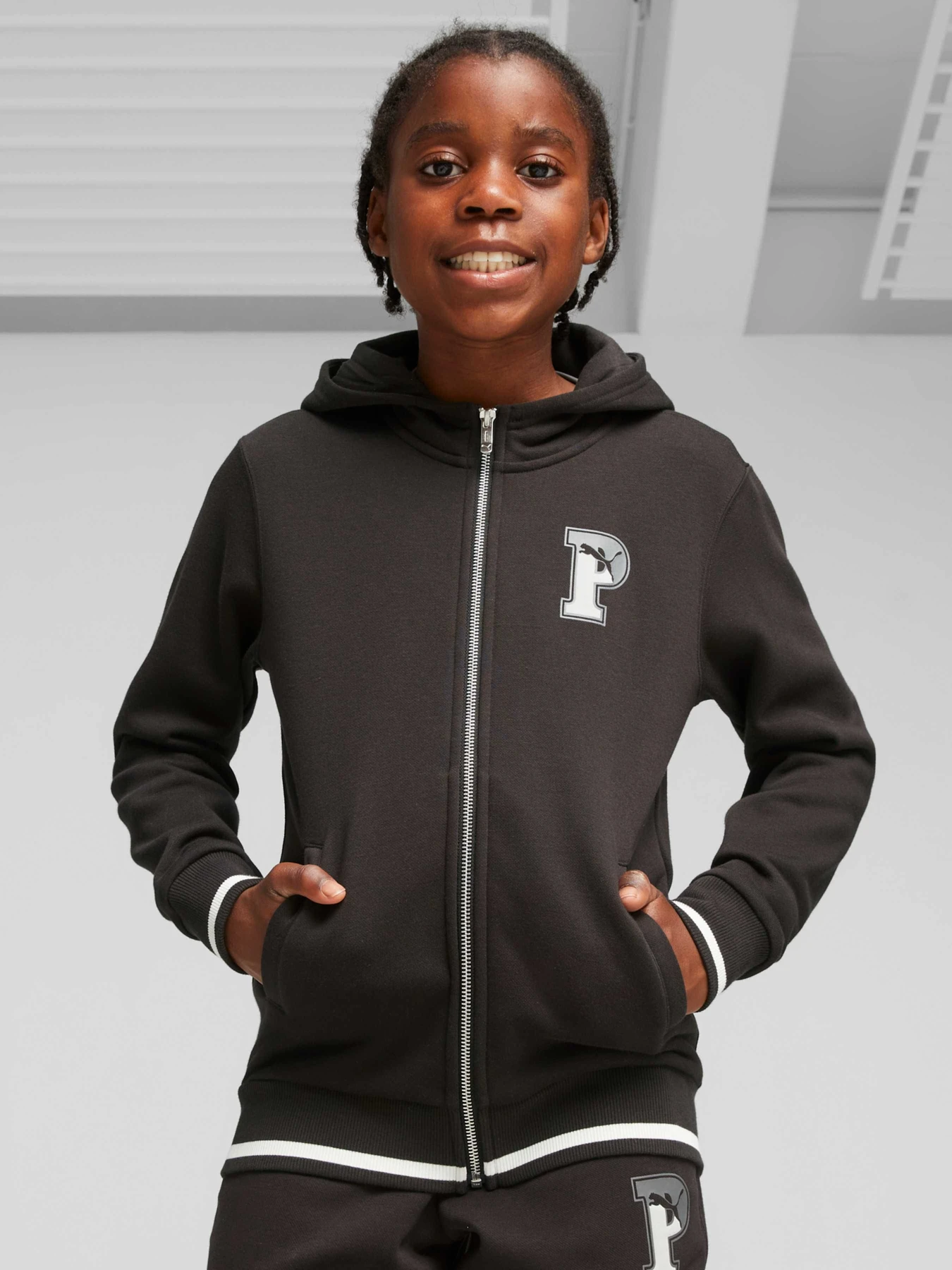 Куртки та дублянки PUMA Squad Fz Hoodie Fl модель 676824 Фото