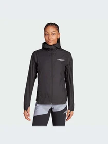 Куртки и дубленки Adidas модель IB7785 Фото