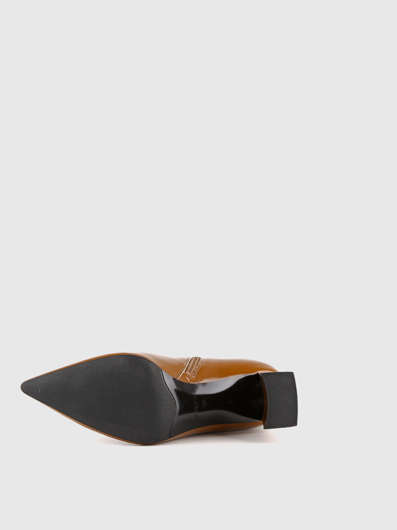 Черевики та чоботи LeBERDES модель 00000013018 Фото