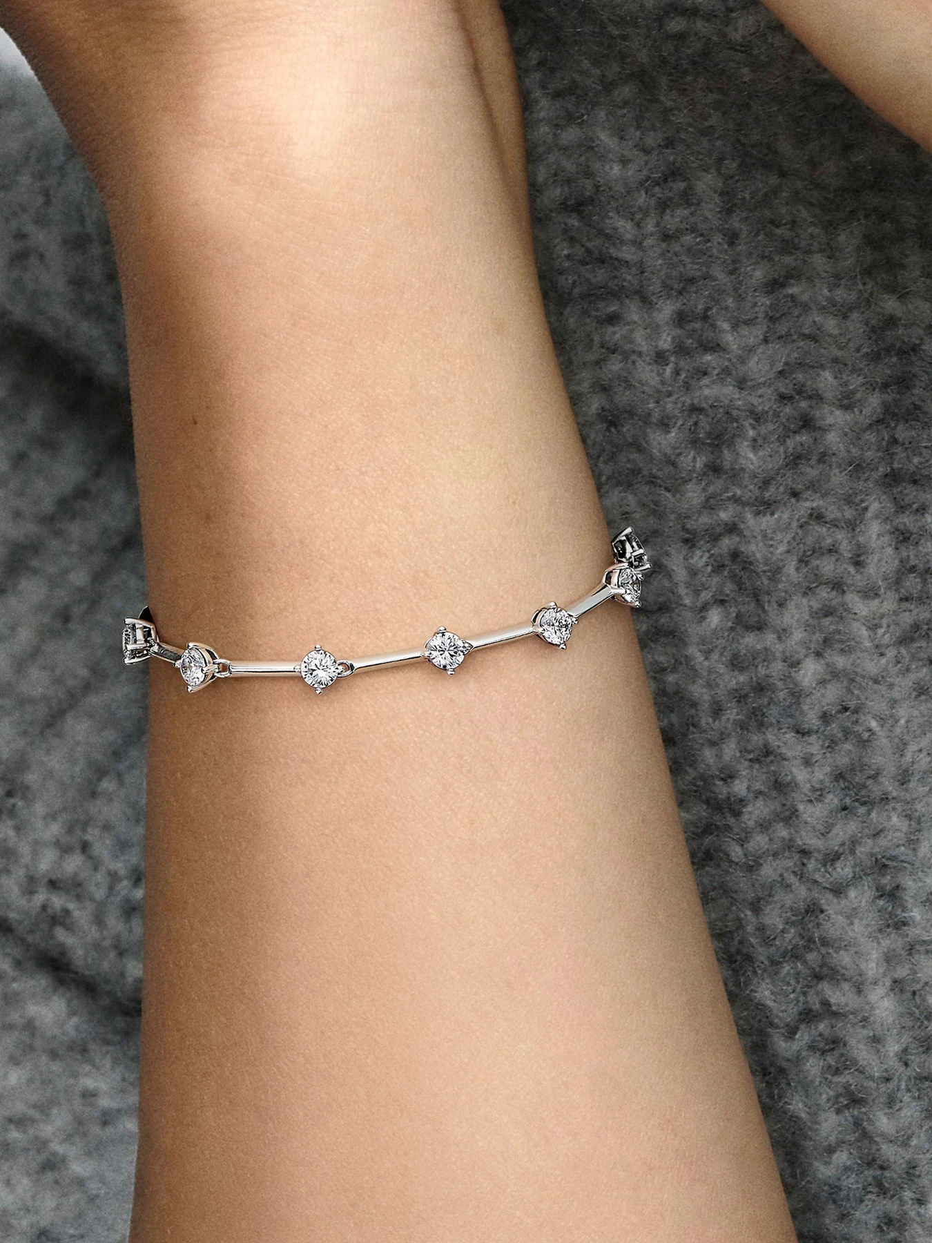 Самостійні PANDORA модель 593009C01 Самостійні PANDORA модель 593009C01 Фото