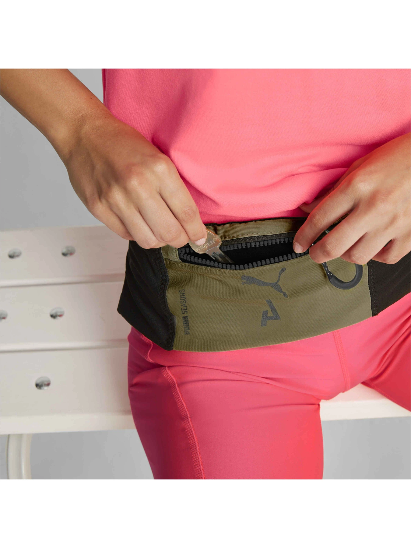 Сумки PUMA Seasons Running Belt модель 079284 Фото