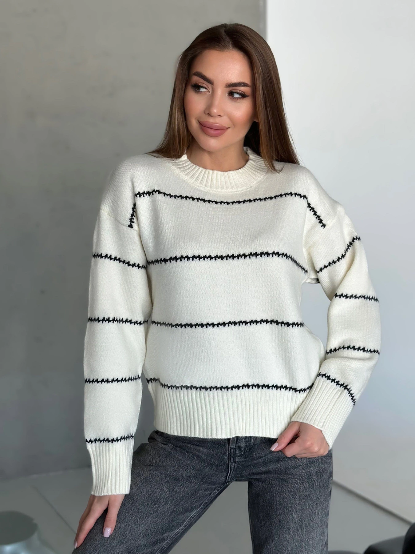 Свитры и кардиганы ISSA Plus модель WN20-564_молочный Фото