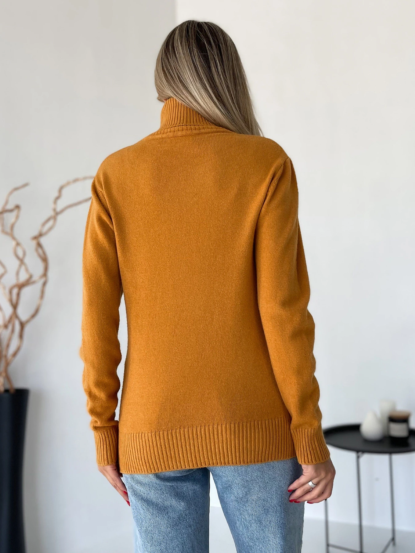 Свитры и кардиганы ISSA Plus модель WN20-579_горчичный Фото
