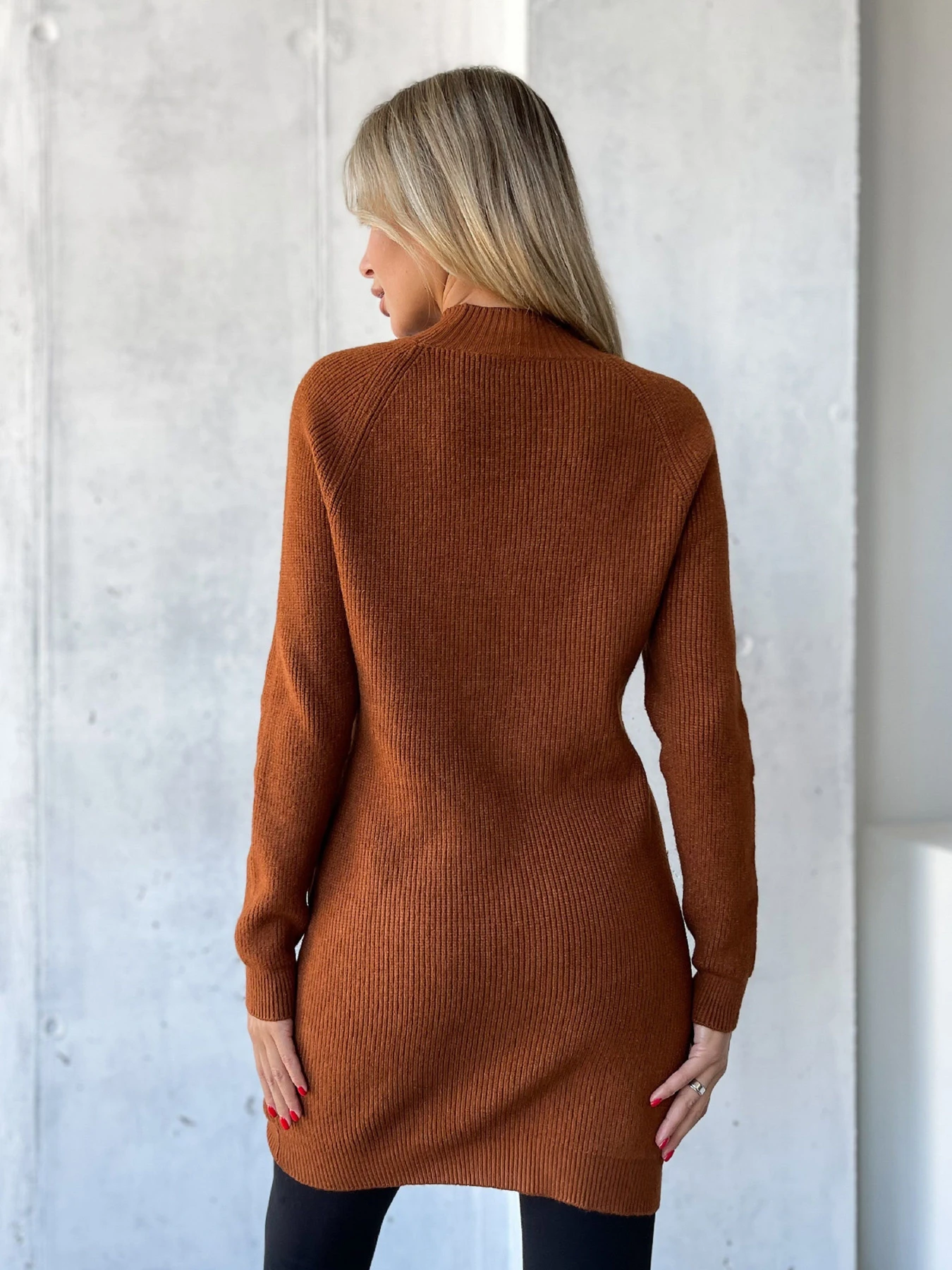 Сукні ISSA Plus модель WN20-580_коричневый Фото