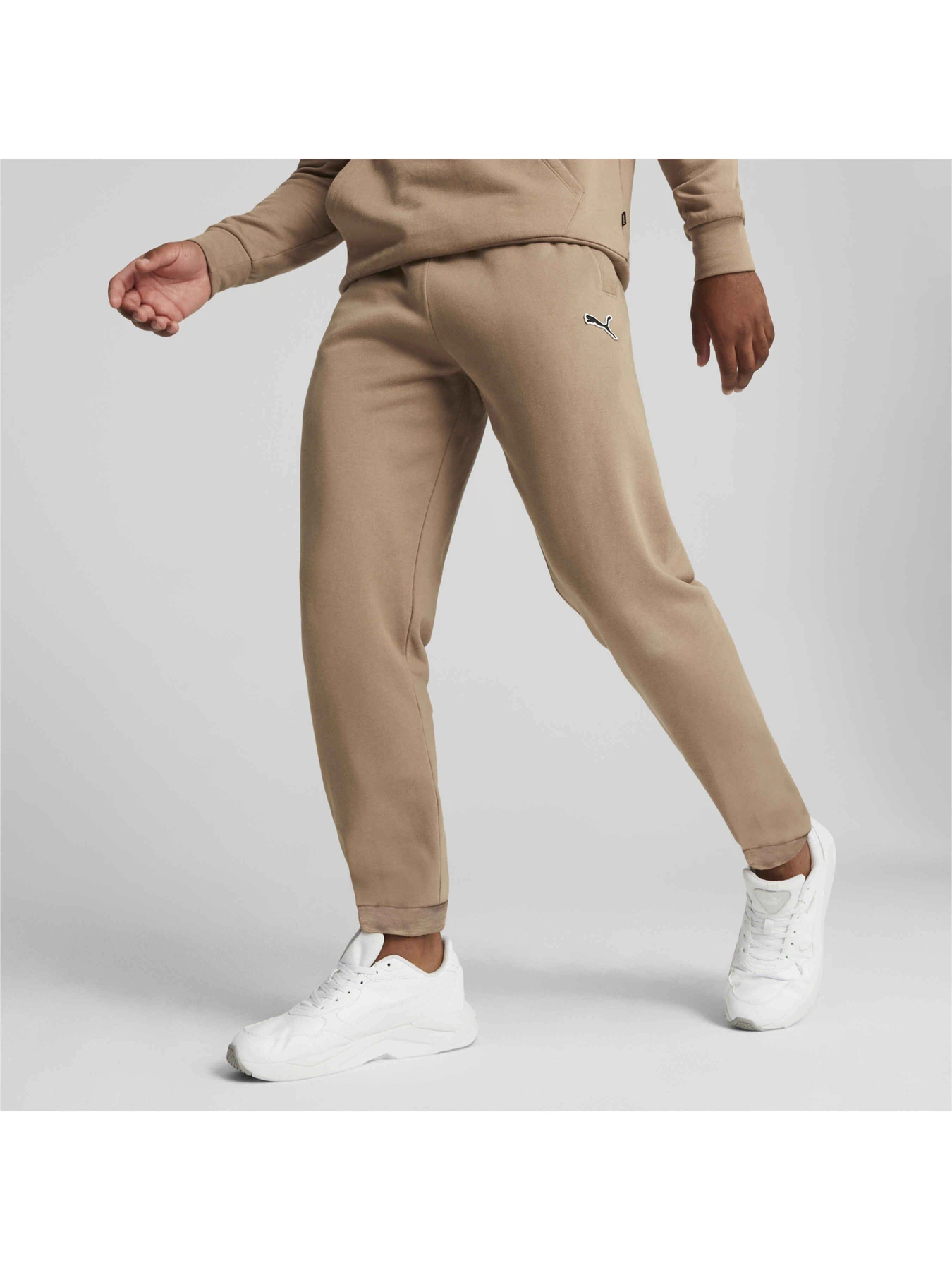 Брюки PUMA Better Essentials Sweatpants модель 676816 Брюки PUMA Better Essentials Sweatpants модель 676816 Фото