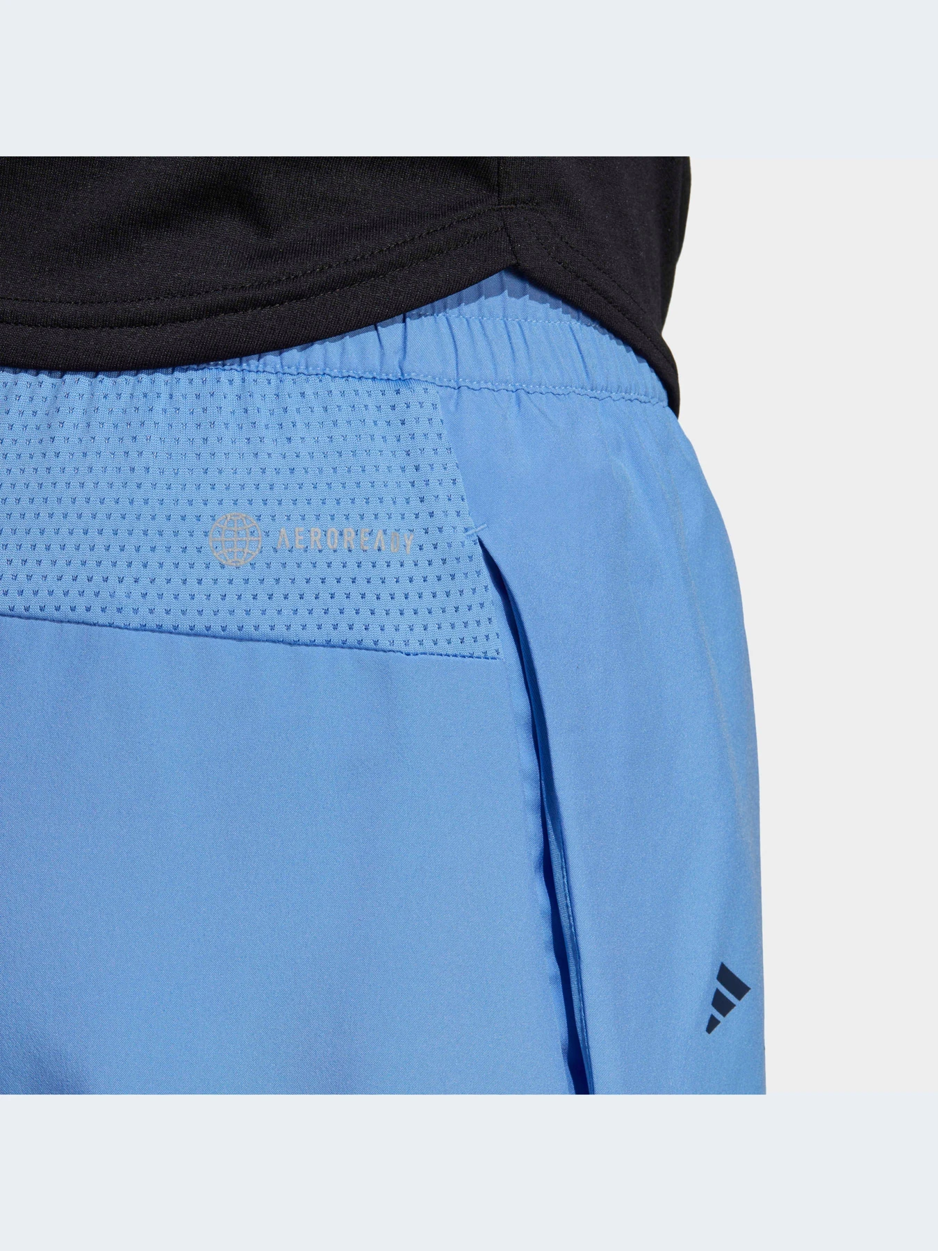 Шорты Adidas Graphics модель HN0797 Шорты Adidas Graphics модель HN0797 Фото