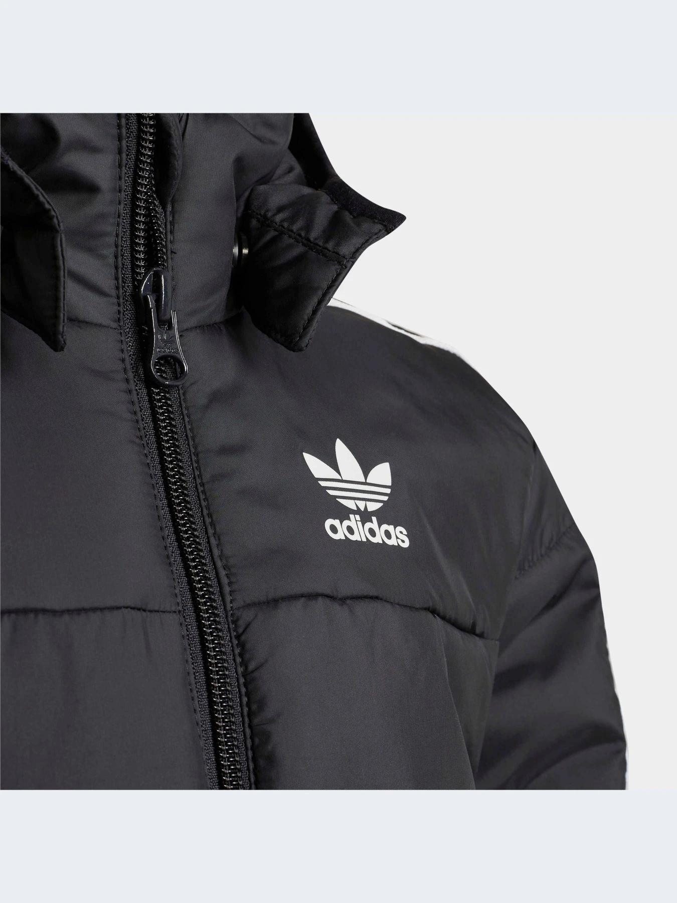 Куртки и дубленки Adidas Adicolor модель HK2960 Куртки и дубленки Adidas Adicolor модель HK2960 Фото