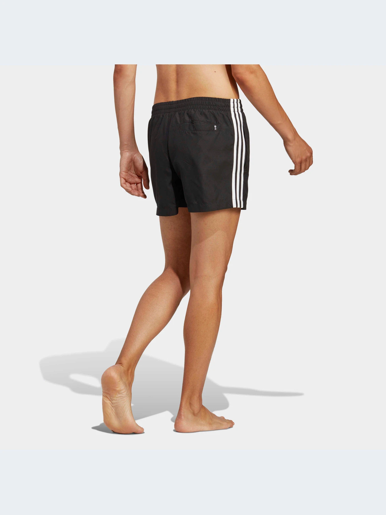Одяг для пляжу Adidas Adicolor модель HT4419 Одяг для пляжу Adidas Adicolor модель HT4419 Фото