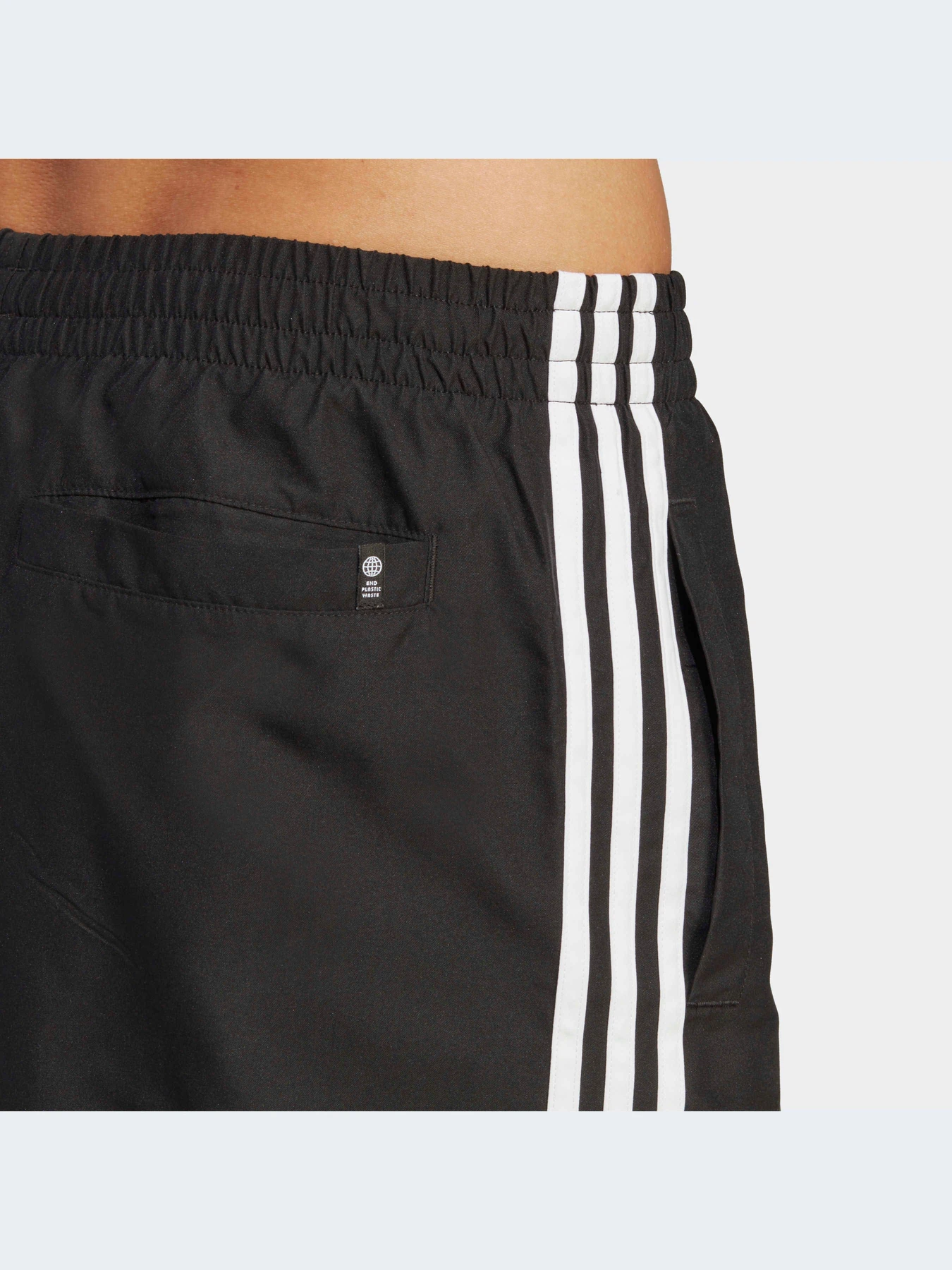 Одяг для пляжу Adidas Adicolor модель HT4419 Одяг для пляжу Adidas Adicolor модель HT4419 Фото