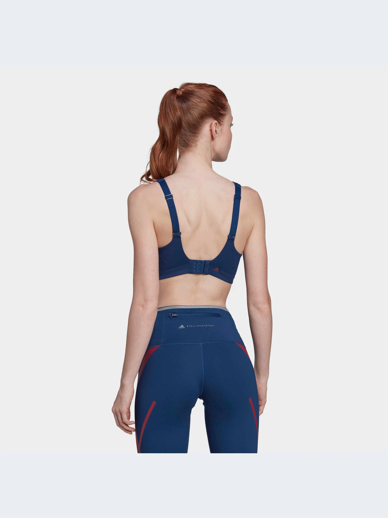 Футболки і поло Adidas модель HI6142 Футболки і поло Adidas модель HI6142 Фото