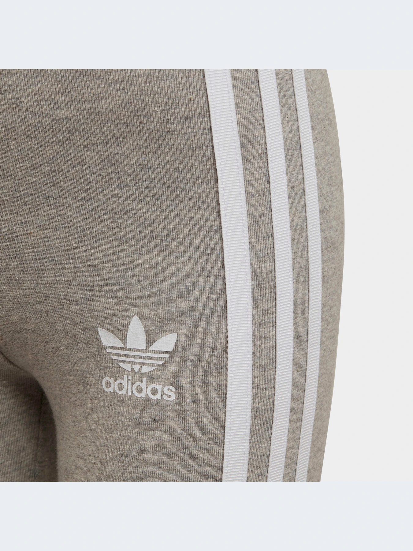 Брюки Adidas Adicolor модель HK2971 Брюки Adidas Adicolor модель HK2971 Фото