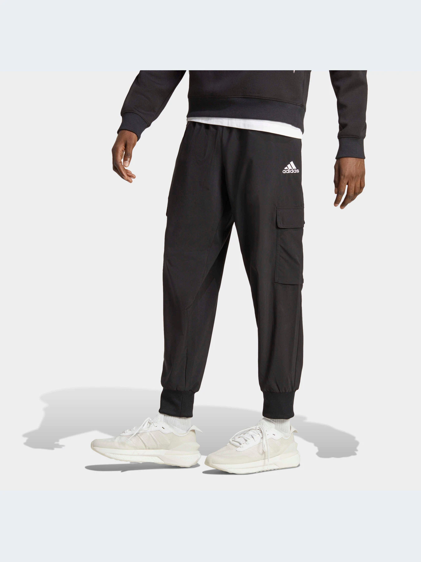 Брюки Adidas модель HA4348 Брюки Adidas модель HA4348 Фото