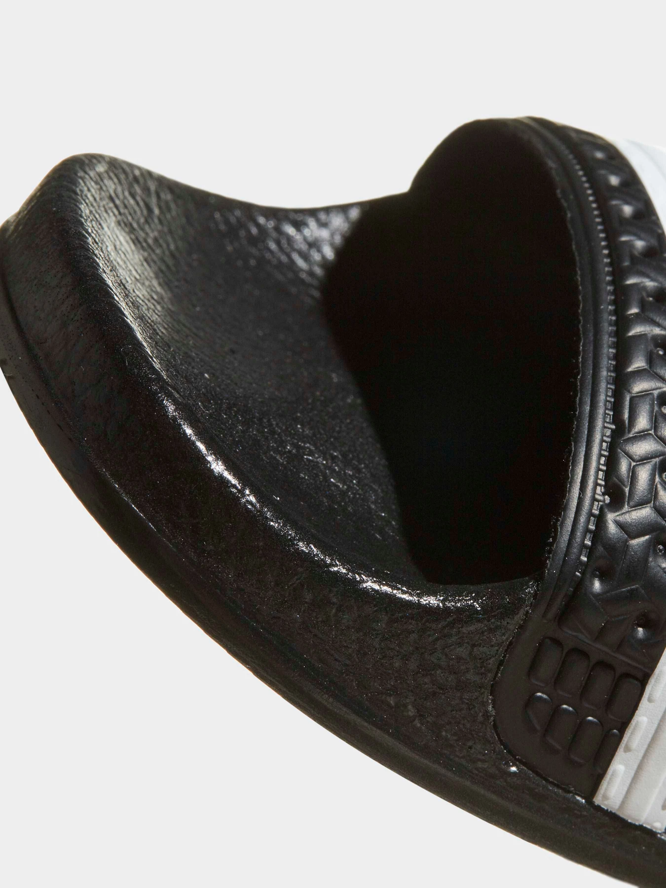 Шлёпанцы Adidas Adilette модель BA7130 Фото