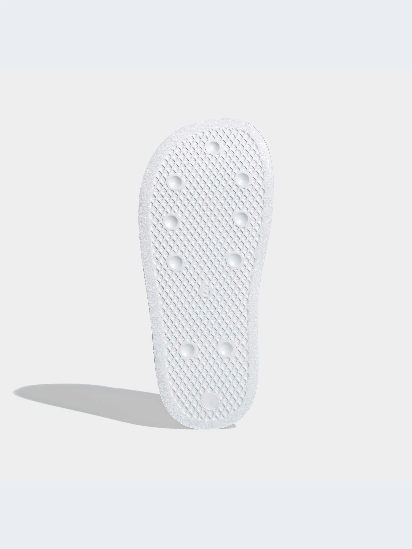 Шлёпанцы Adidas Adilette модель EG8272 Фото