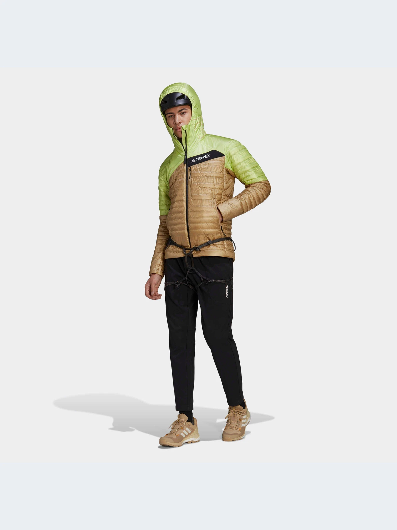 Куртки та дублянки Adidas модель H57719 Фото
