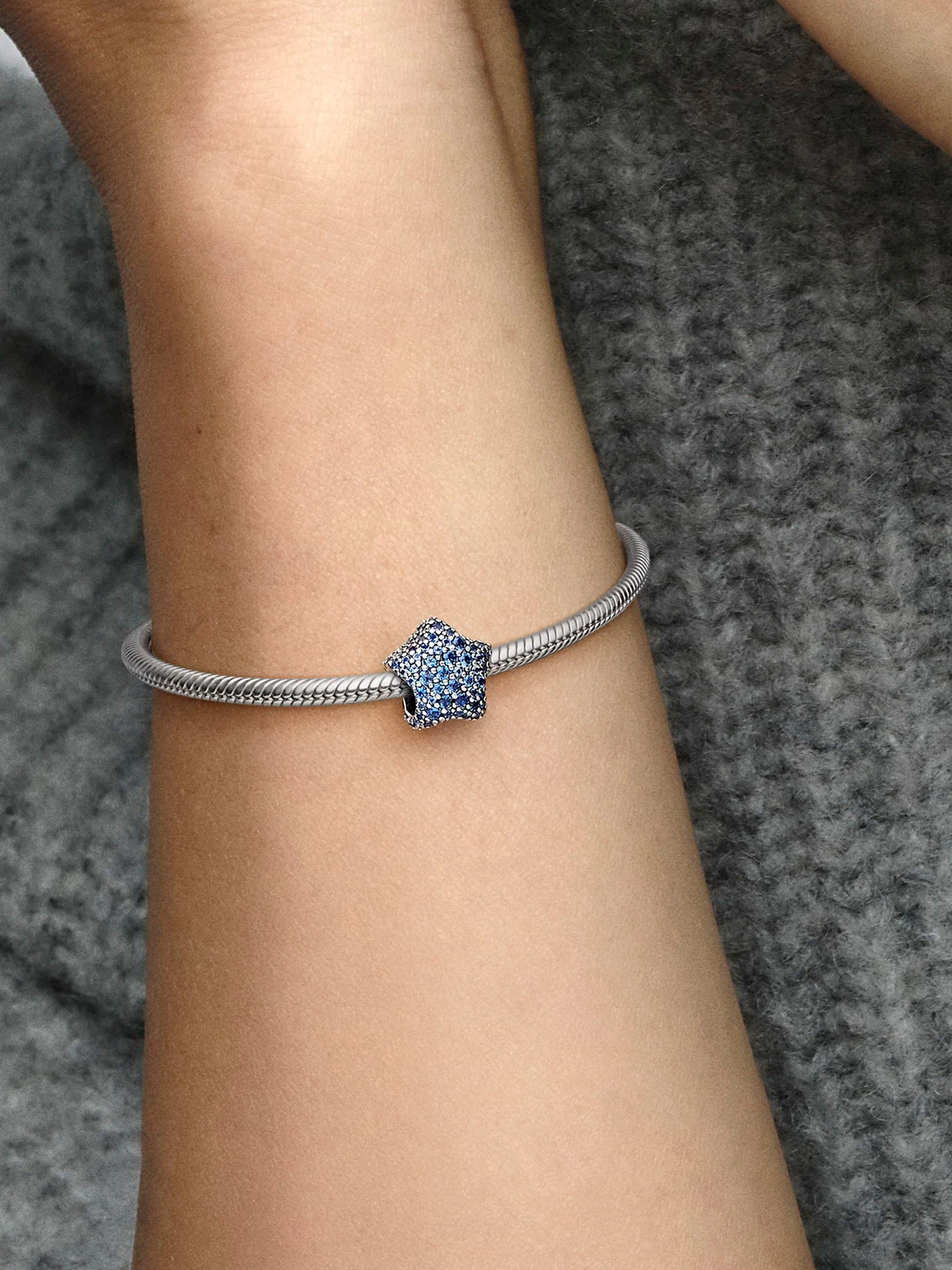 Классические PANDORA модель 793026C01 Фото