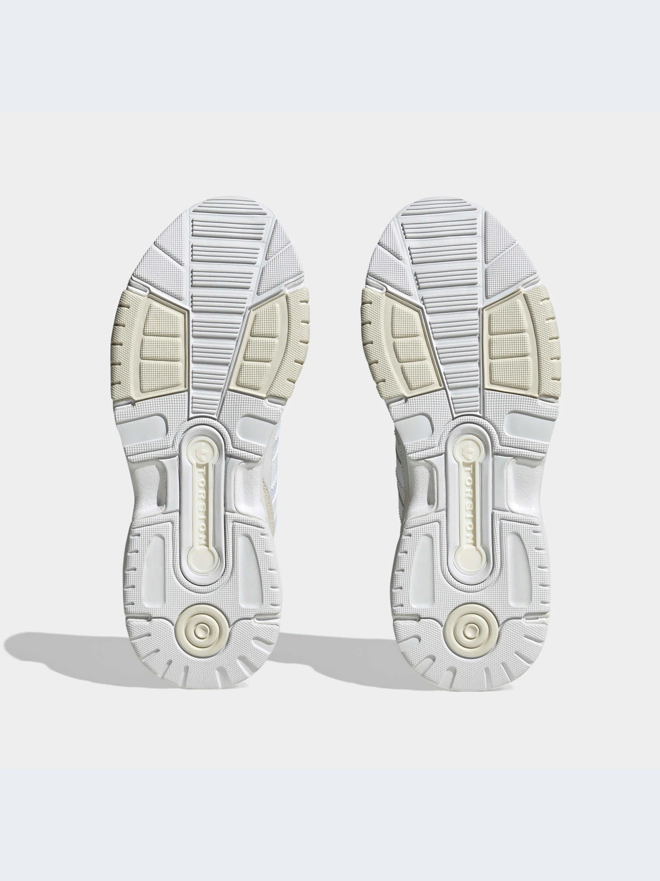 Кроссовки Adidas Retropy модель HP6366 Кроссовки Adidas Retropy модель HP6366 Фото