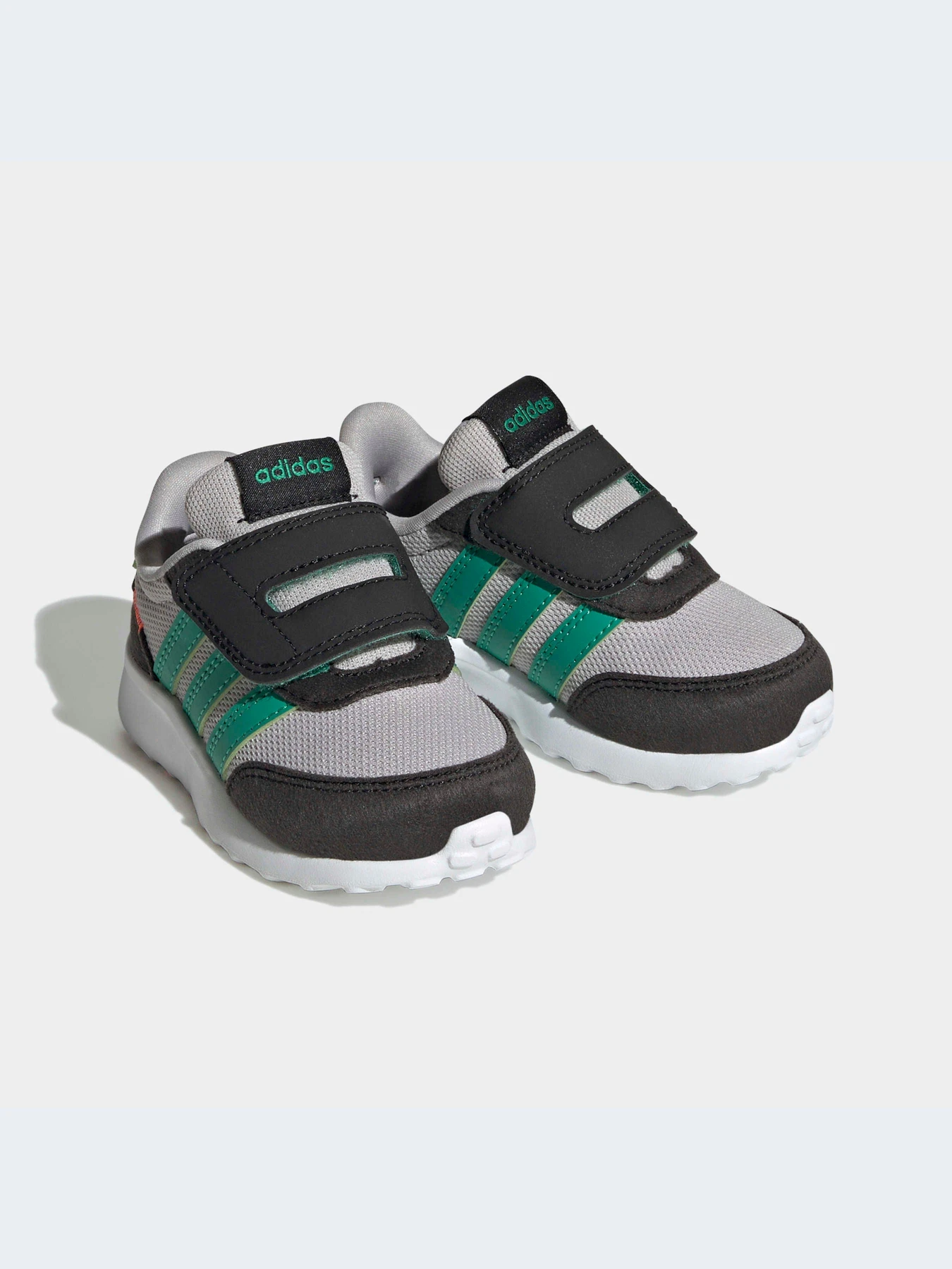 Кроссовки Adidas модель HP7666 Фото