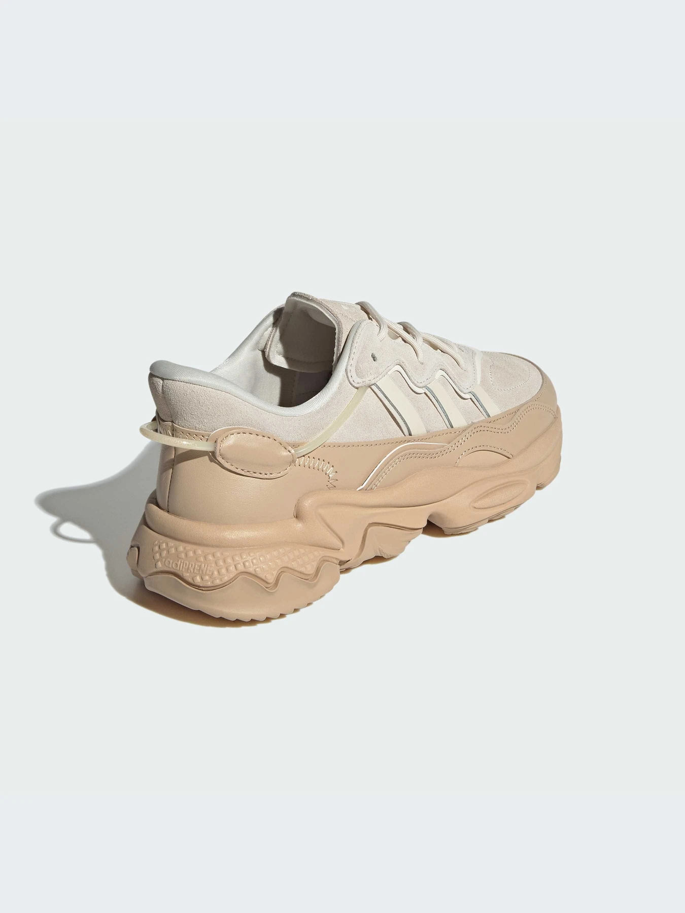 Кроссовки Adidas Ozweego модель IF3336 Фото