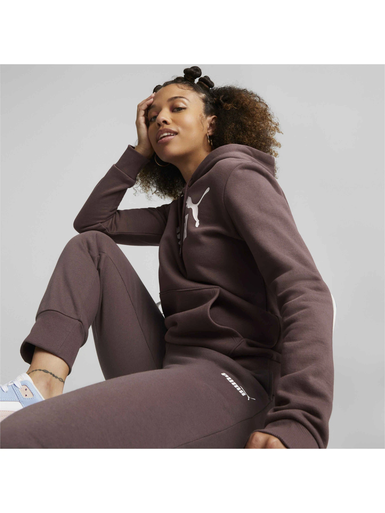 Худи и свитшоты PUMA Ess Logo Hoodie Fl модель 586789 Фото