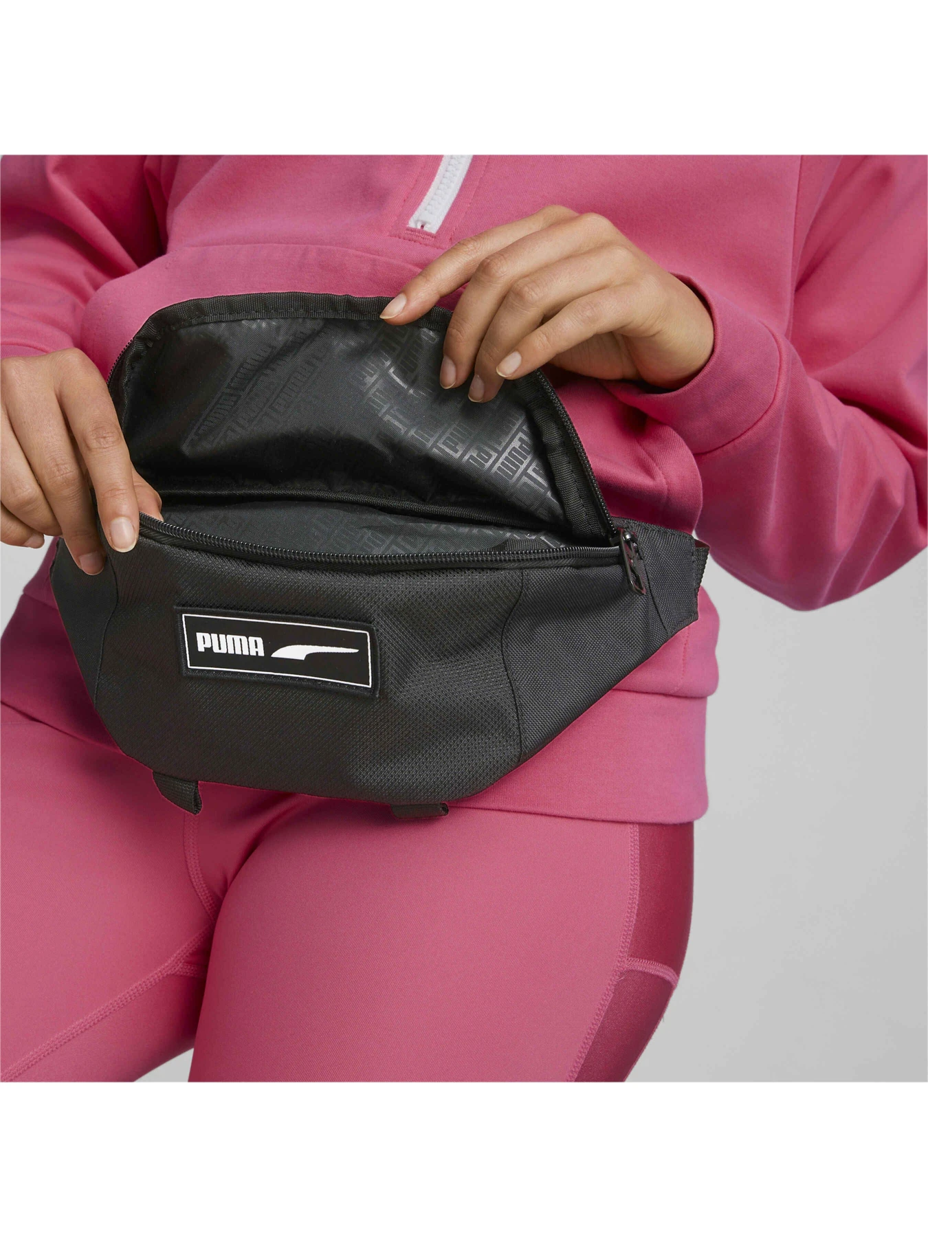 Сумки PUMA Deck Waist Bag модель 079187 Фото