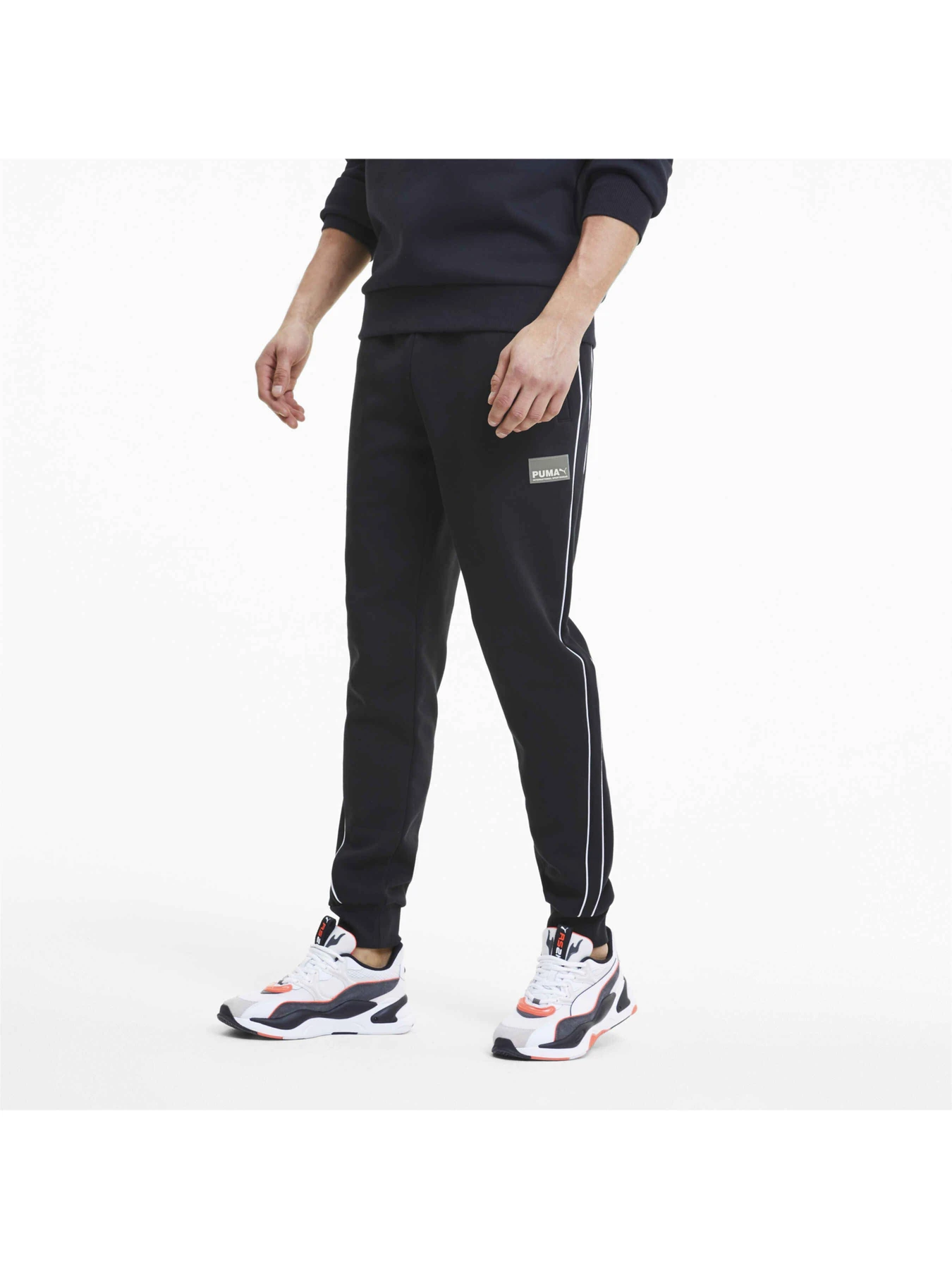Штани PUMA Avenir Track Pants Fl модель 597790 Штани PUMA Avenir Track Pants Fl модель 597790 Фото
