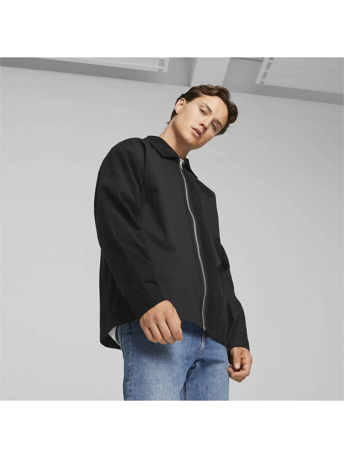 Куртки и дубленки PUMA Downtown Corduroy Shirt модель 621291 Куртки и дубленки PUMA Downtown Corduroy Shirt модель 621291 Фото