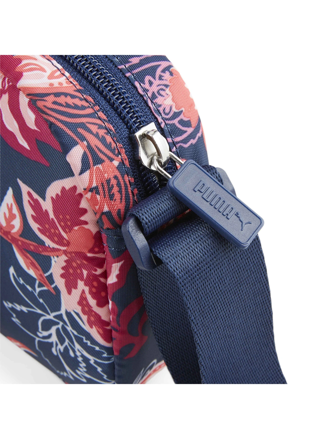 Сумки PUMA Core Pop Cross Body Bag модель 079856 Сумки PUMA Core Pop Cross Body Bag модель 079856 Фото