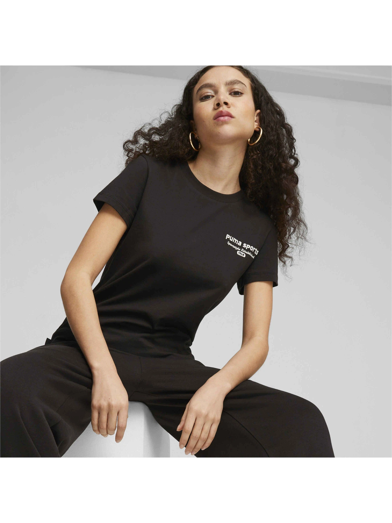 Футболки и поло PUMA Team Graphic Tee модель 621437 Футболки и поло PUMA Team Graphic Tee модель 621437 Фото