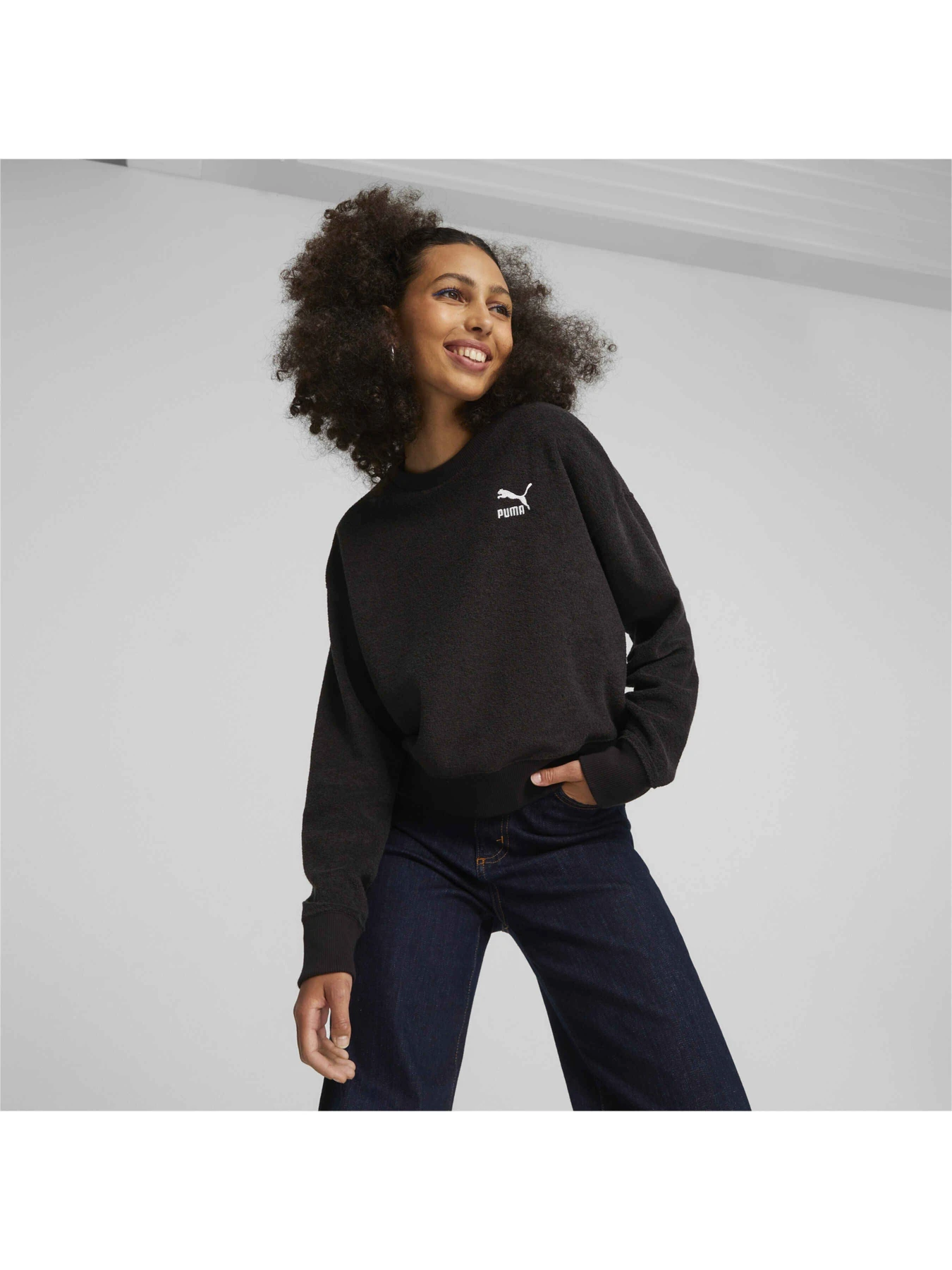 Худи и свитшоты PUMA Classics Fleece Crew модель 621413 Худи и свитшоты PUMA Classics Fleece Crew модель 621413 Фото
