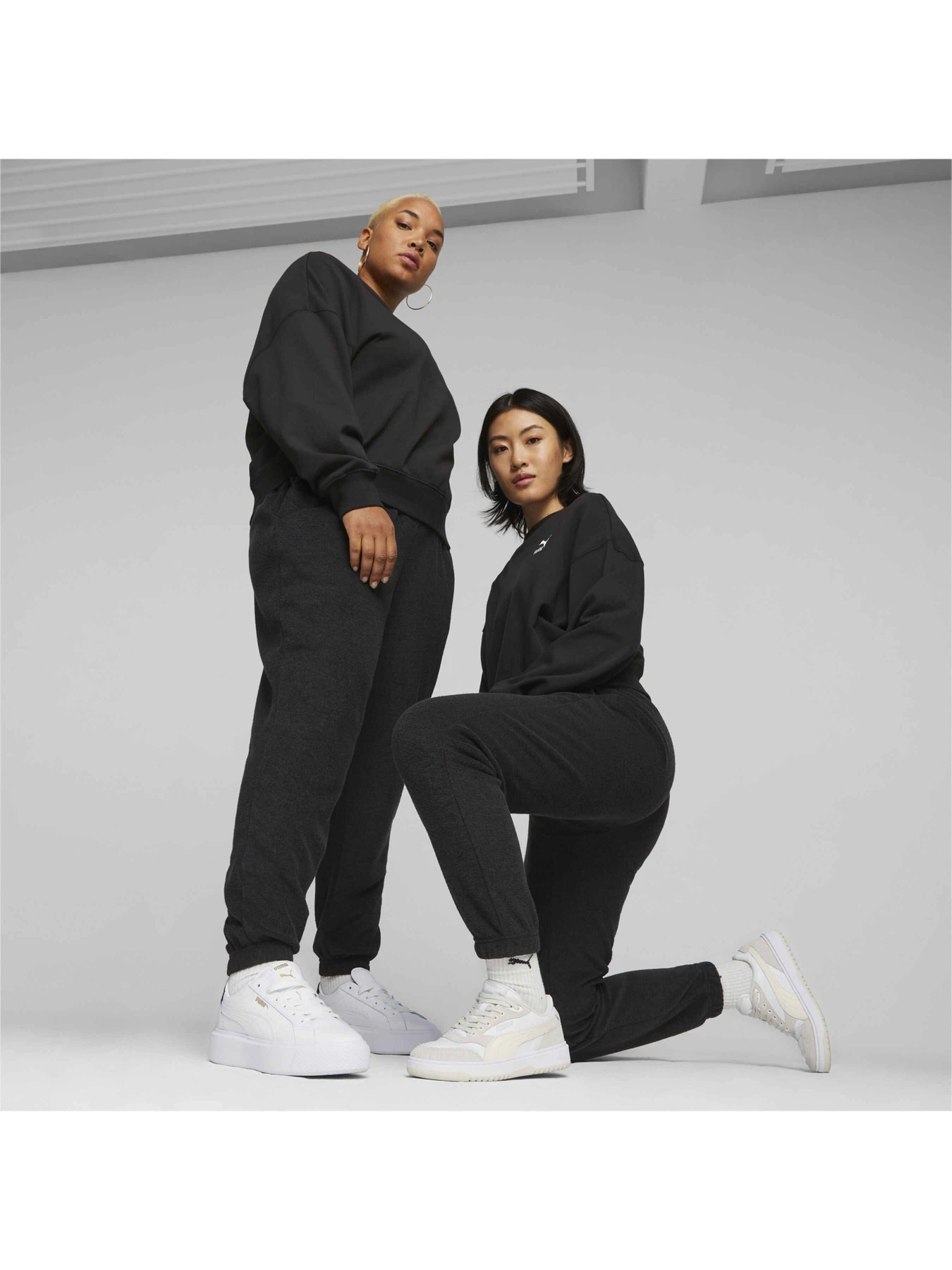 Штани PUMA Classics Fleece Sweatpants модель 621414 Штани PUMA Classics Fleece Sweatpants модель 621414 Фото