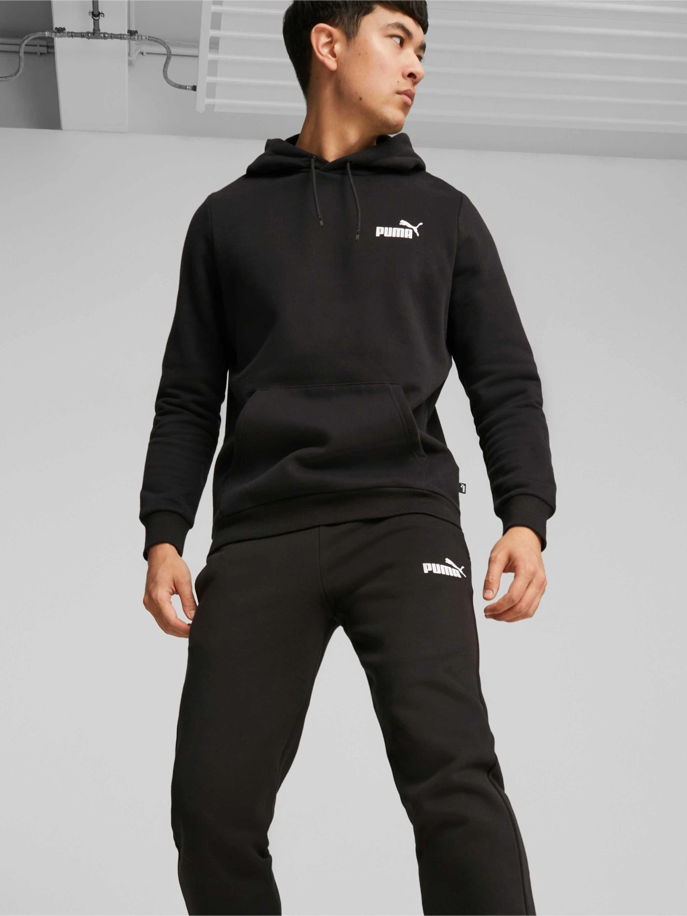 Костюми PUMA Feel Good Hooded Tracksuit модель 676836 Костюми PUMA Feel Good Hooded Tracksuit модель 676836 Фото