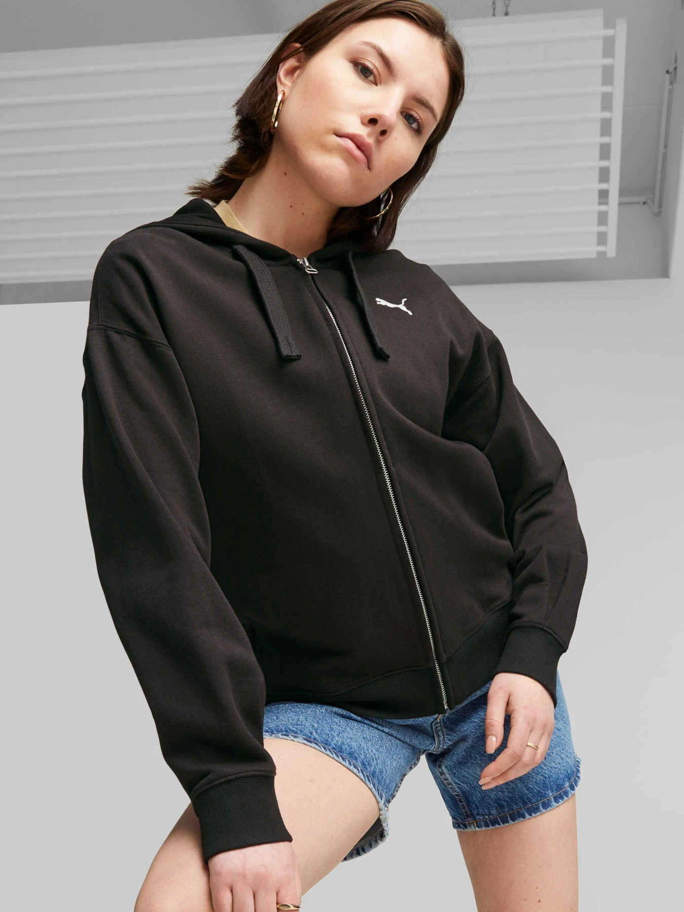 Худі та світшоти PUMA Her Full-zip Hoodie Tr модель 676003 Худі та світшоти PUMA Her Full-zip Hoodie Tr модель 676003 Фото