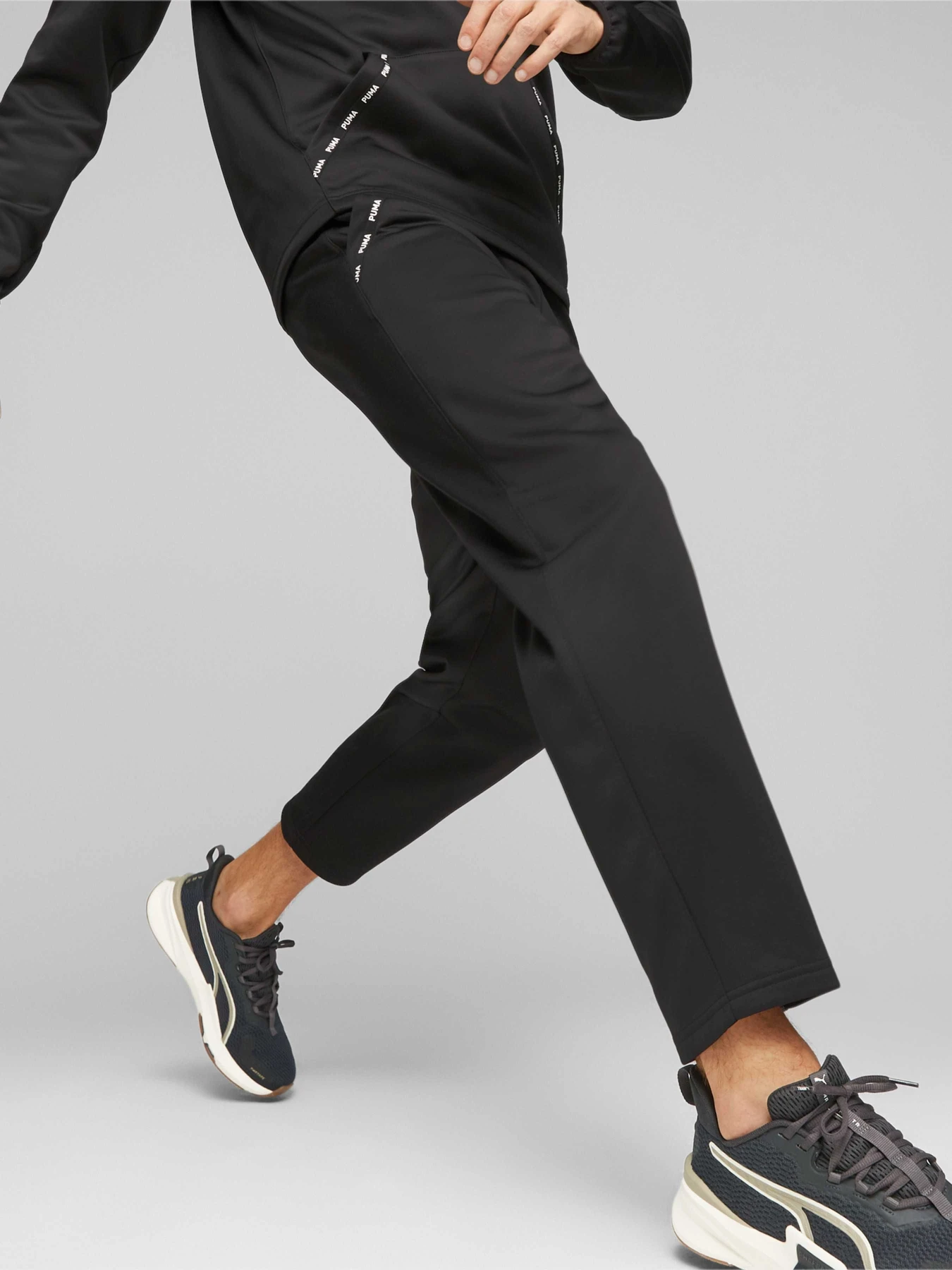 Штани PUMA Fit Pwrfleece Jogger модель 523828 Штани PUMA Fit Pwrfleece Jogger модель 523828 Фото