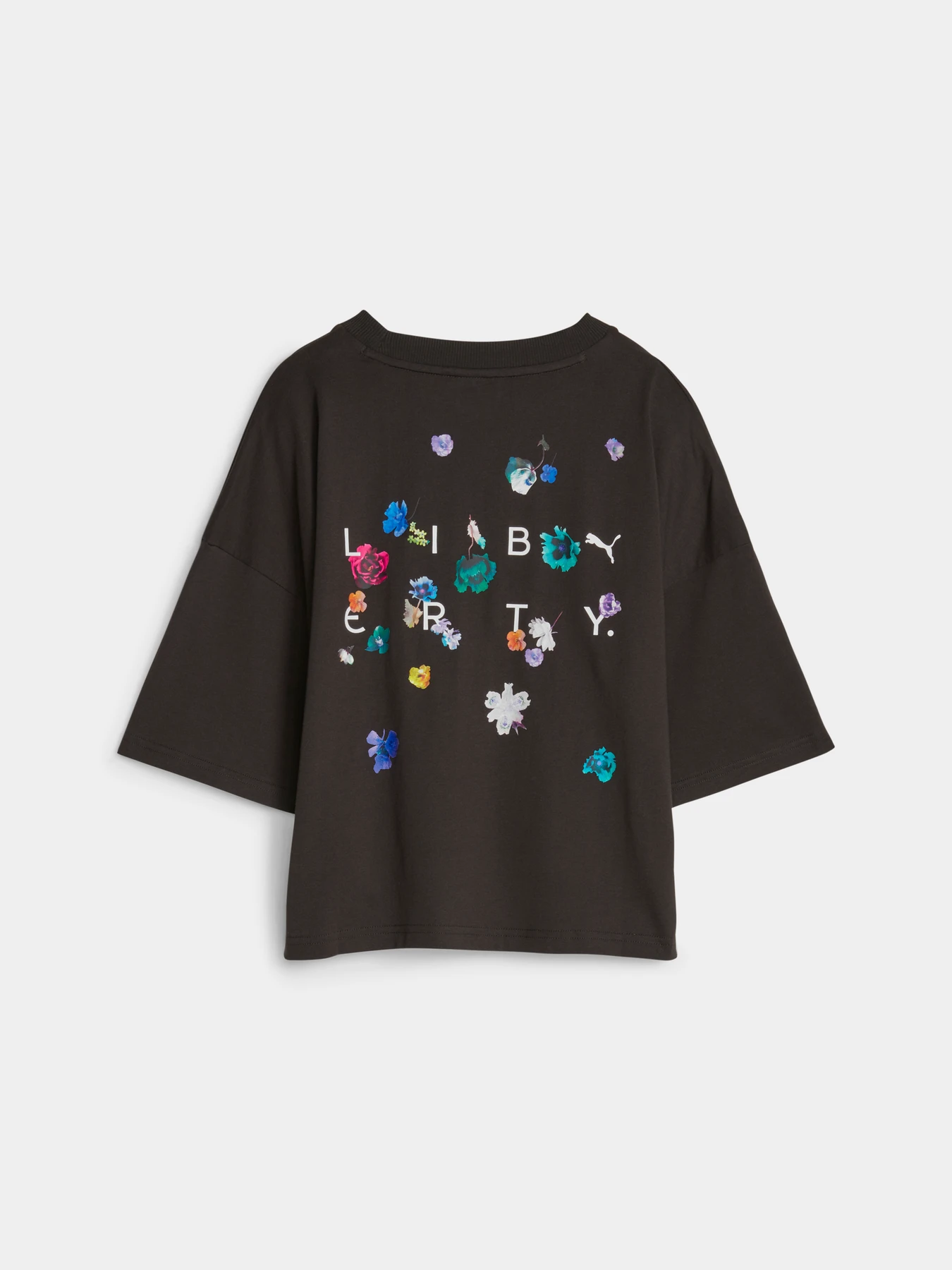 Футболки и поло PUMA x Liberty Graphic Tee модель 622207 Футболки и поло PUMA x Liberty Graphic Tee модель 622207 Фото