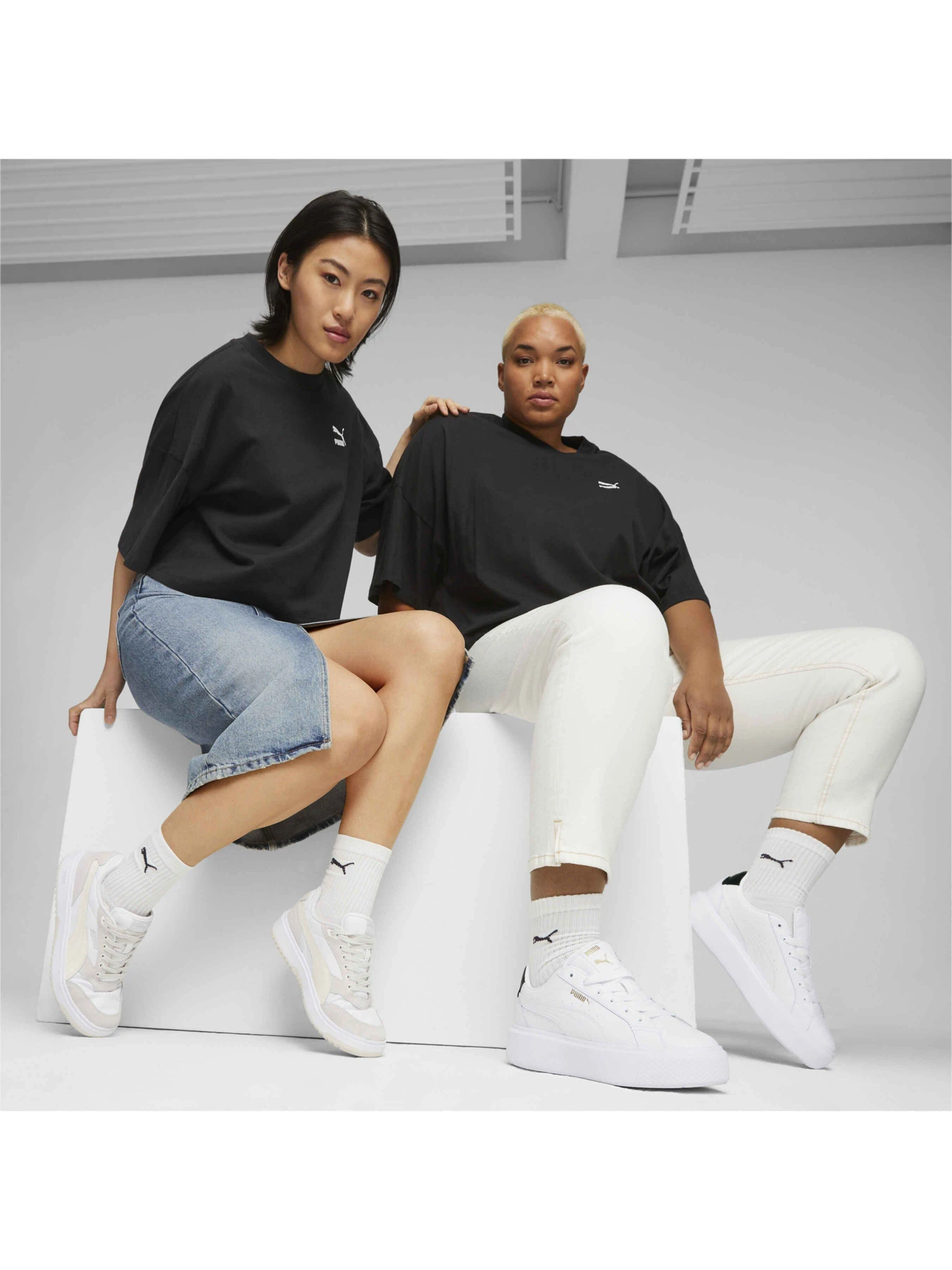 Футболки і поло PUMA Classics Oversized Tee модель 621381 Фото