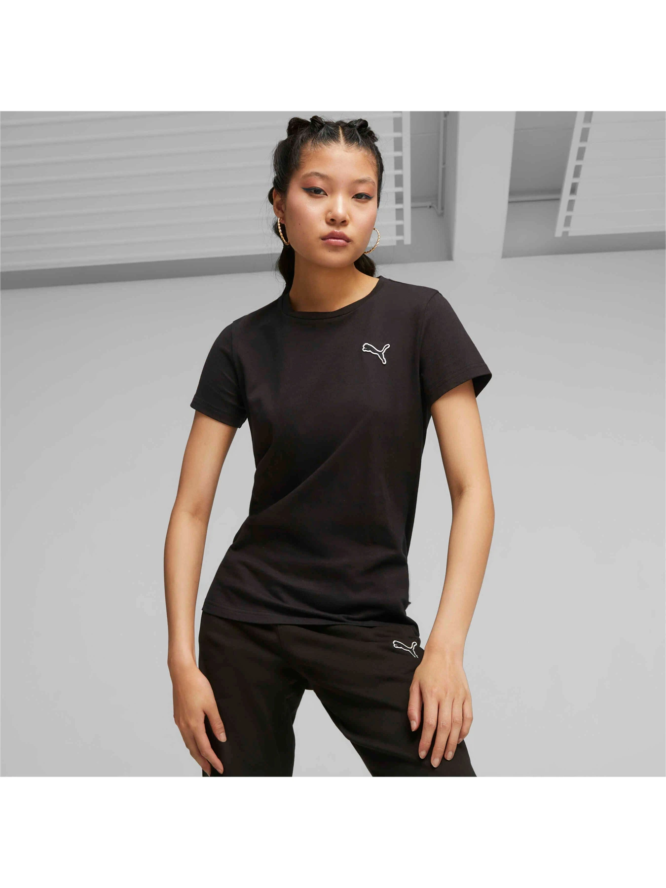 Футболки и поло PUMA Better Essentials Tee модель 675986 Футболки и поло PUMA Better Essentials Tee модель 675986 Фото