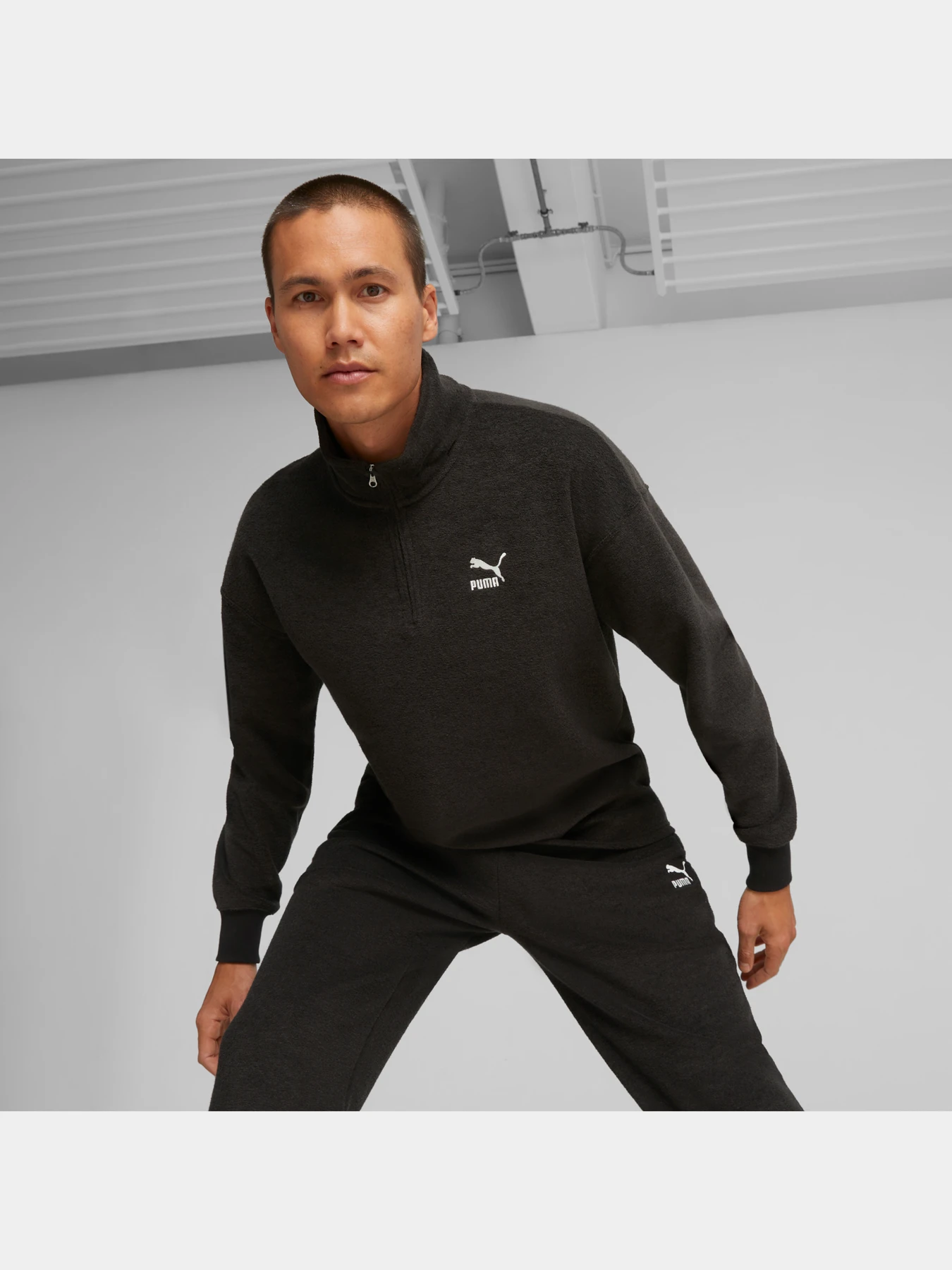 Худі та світшоти PUMA Classics Fleece Half Zip модель 621331 Фото