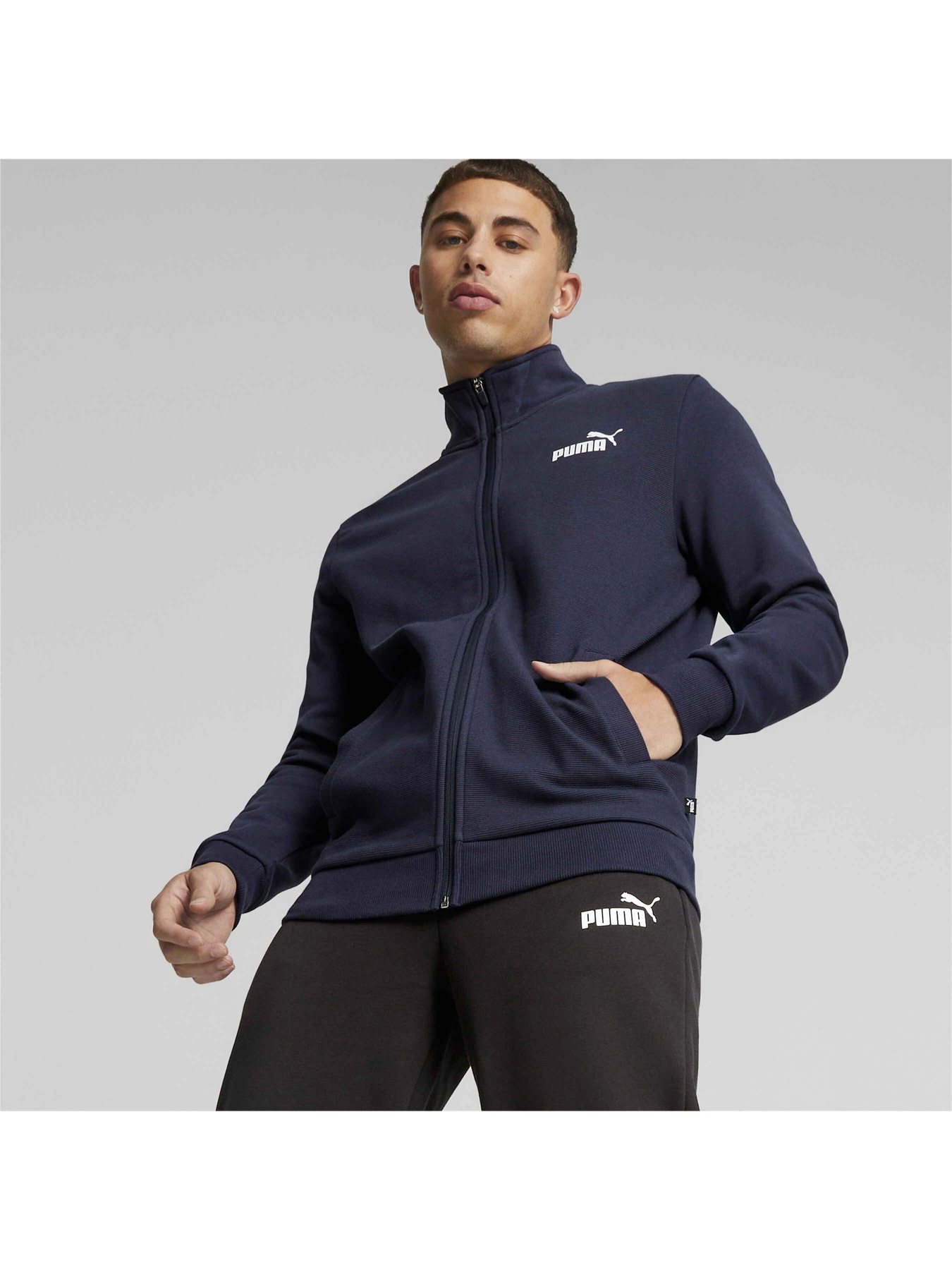 Костюми PUMA Ess Elevated Tracksuit модель 675969 Костюми PUMA Ess Elevated Tracksuit модель 675969 Фото