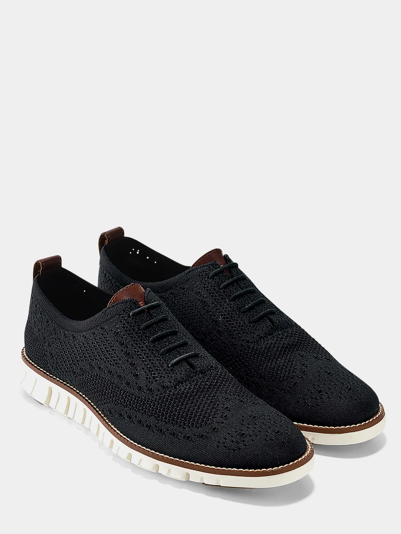 Кросівки Cole Haan модель C24948 Фото