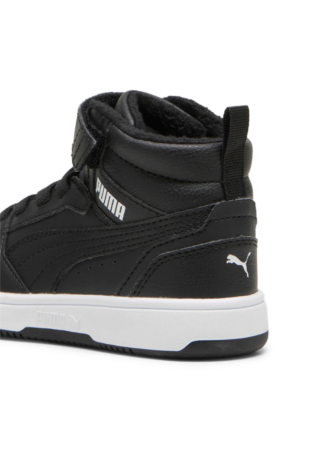 Кеди PUMA Rebound V6 Mid Wtr Ac+ps модель 307979 Кеди PUMA Rebound V6 Mid Wtr Ac+ps модель 307979 Фото