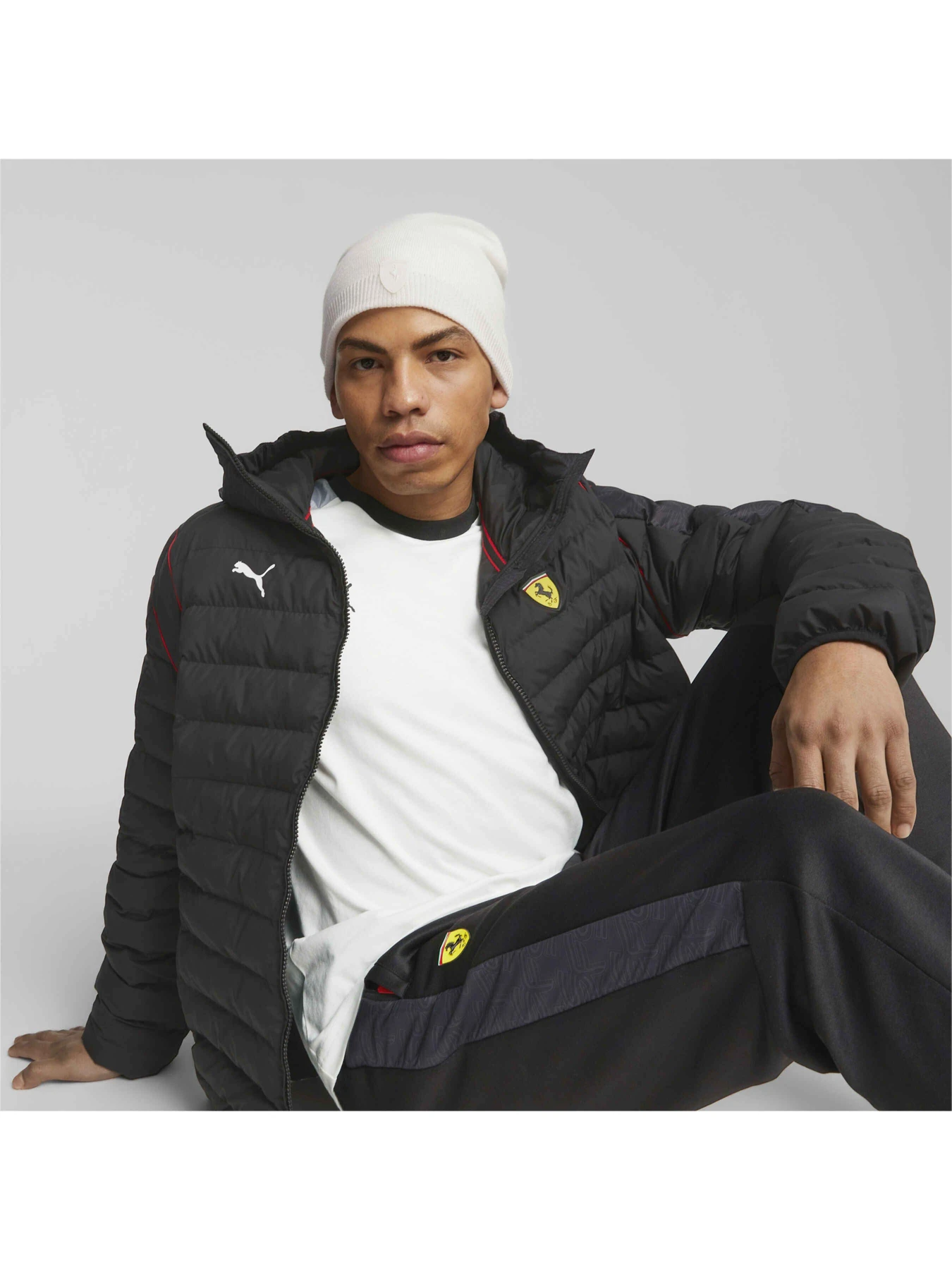 Шапки и кепки PUMA Ferrari Sptwr Beanie модель 024775 Шапки и кепки PUMA Ferrari Sptwr Beanie модель 024775 Фото