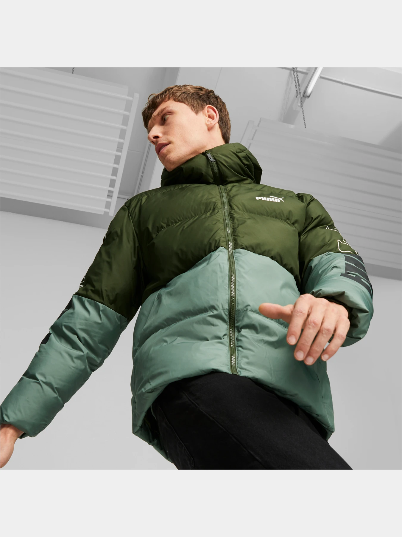 Куртки и дубленки PUMA Power Hooded Jacket модель 675389 Фото