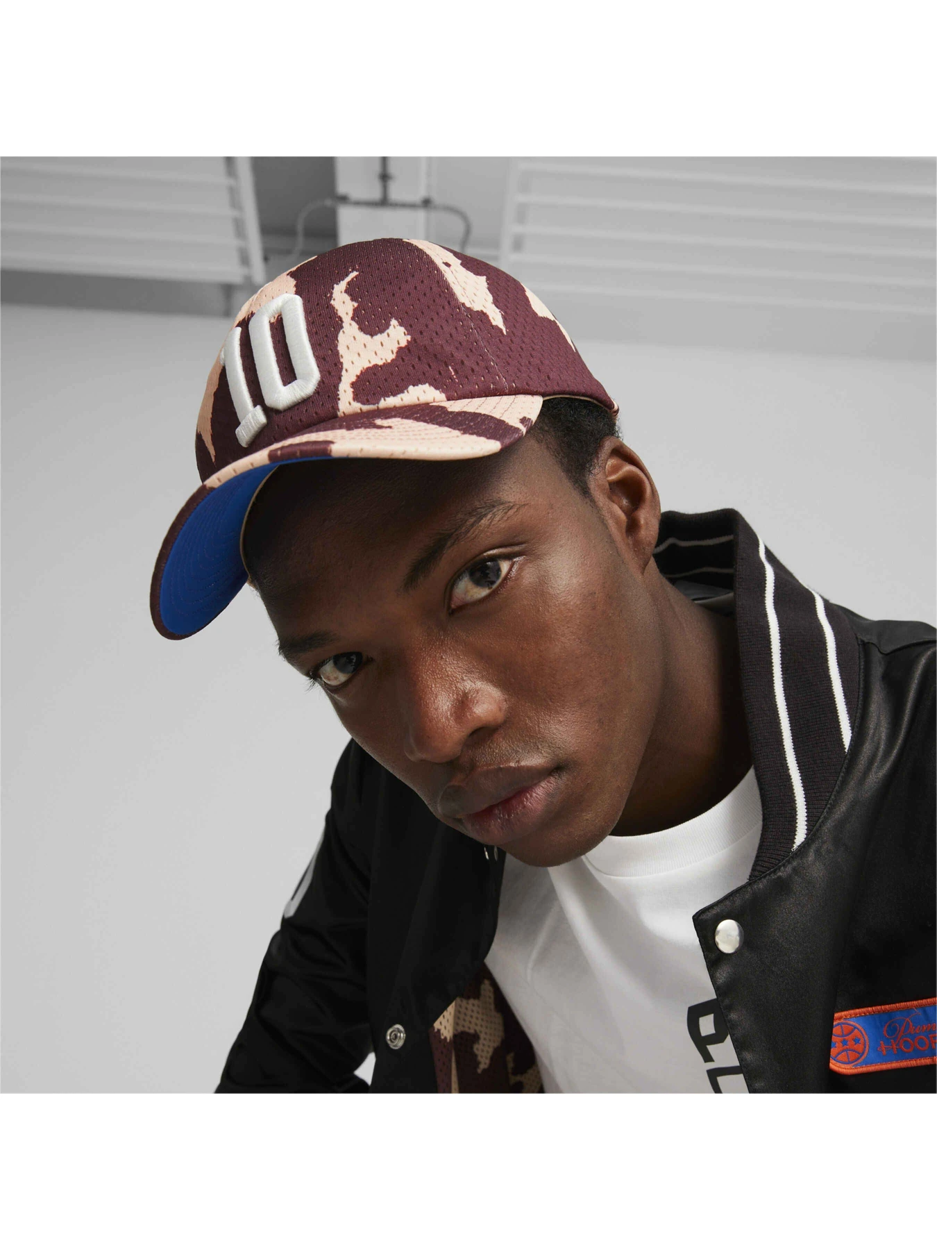 Шапки та кепки PUMA Clydes Closet Dad Cap модель 024976 Шапки та кепки PUMA Clydes Closet Dad Cap модель 024976 Фото