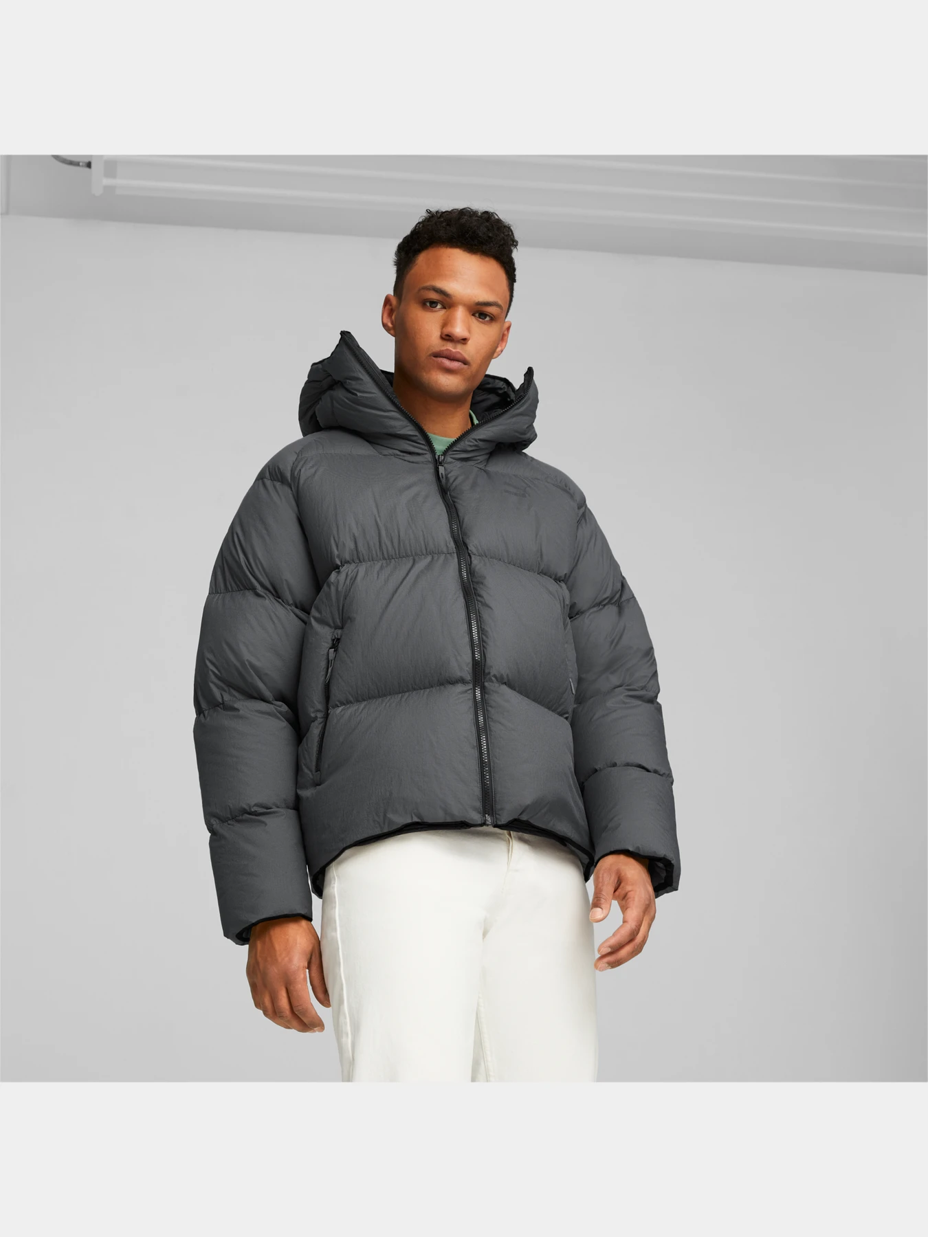 Куртки и дубленки PUMA Classics Oversized Puffer модель 623266 Куртки и дубленки PUMA Classics Oversized Puffer модель 623266 Фото
