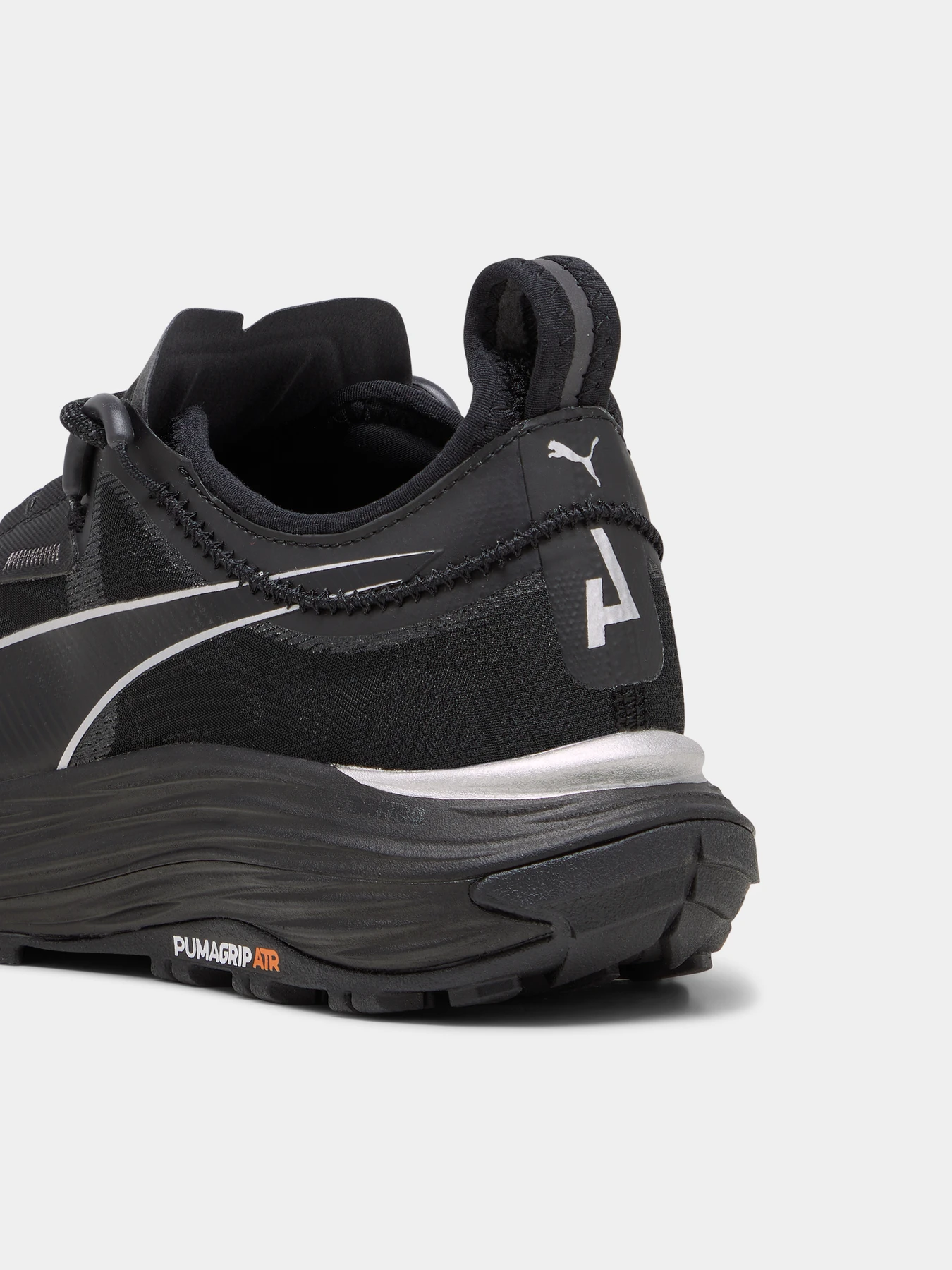 Кросівки PUMA Voyage Nitro™ 3 Wn модель 377746 Кросівки PUMA Voyage Nitro™ 3 Wn модель 377746 Фото